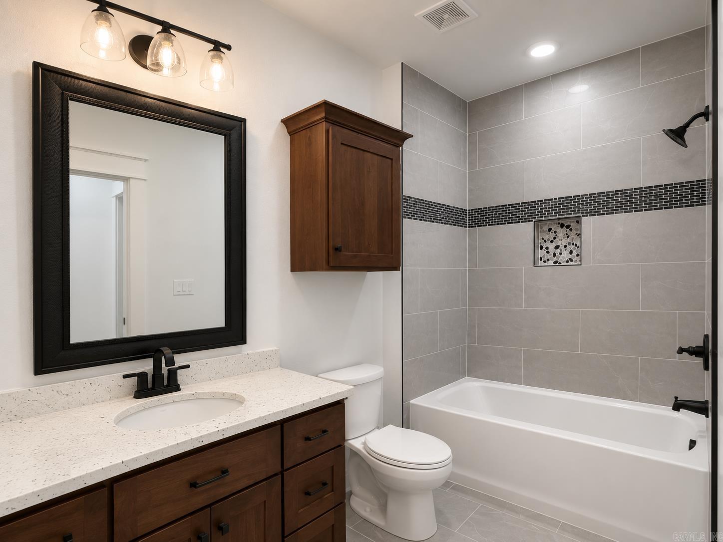 1607 Daybreak Drive Property Photo 13