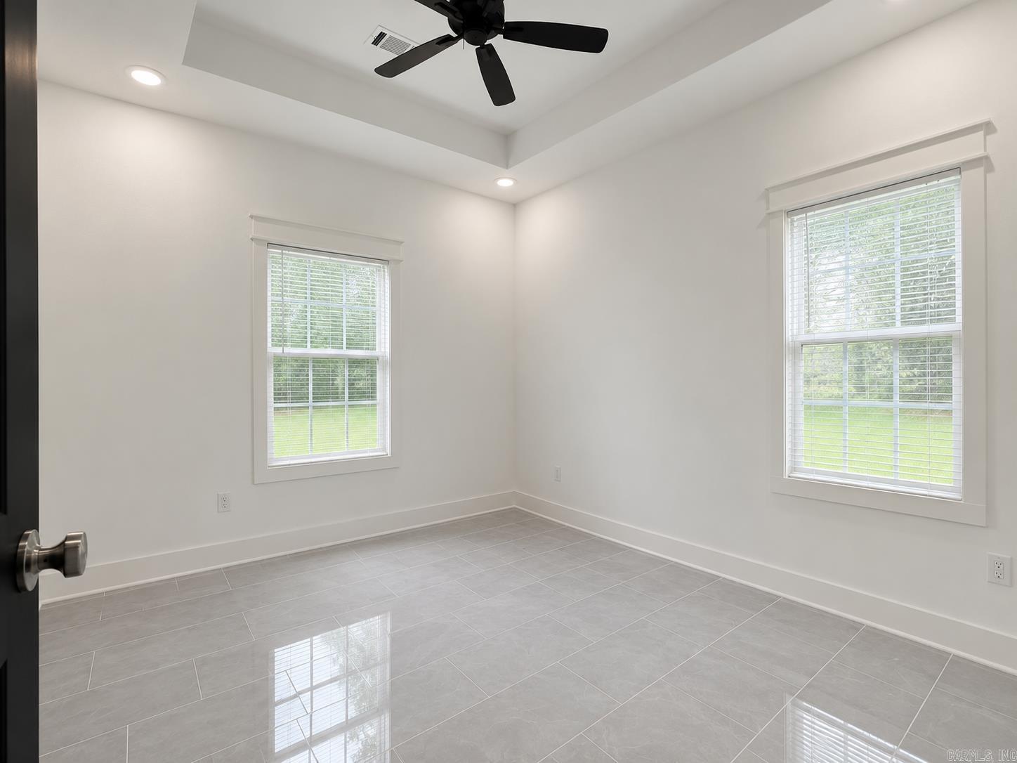 1607 Daybreak Drive Property Photo 14