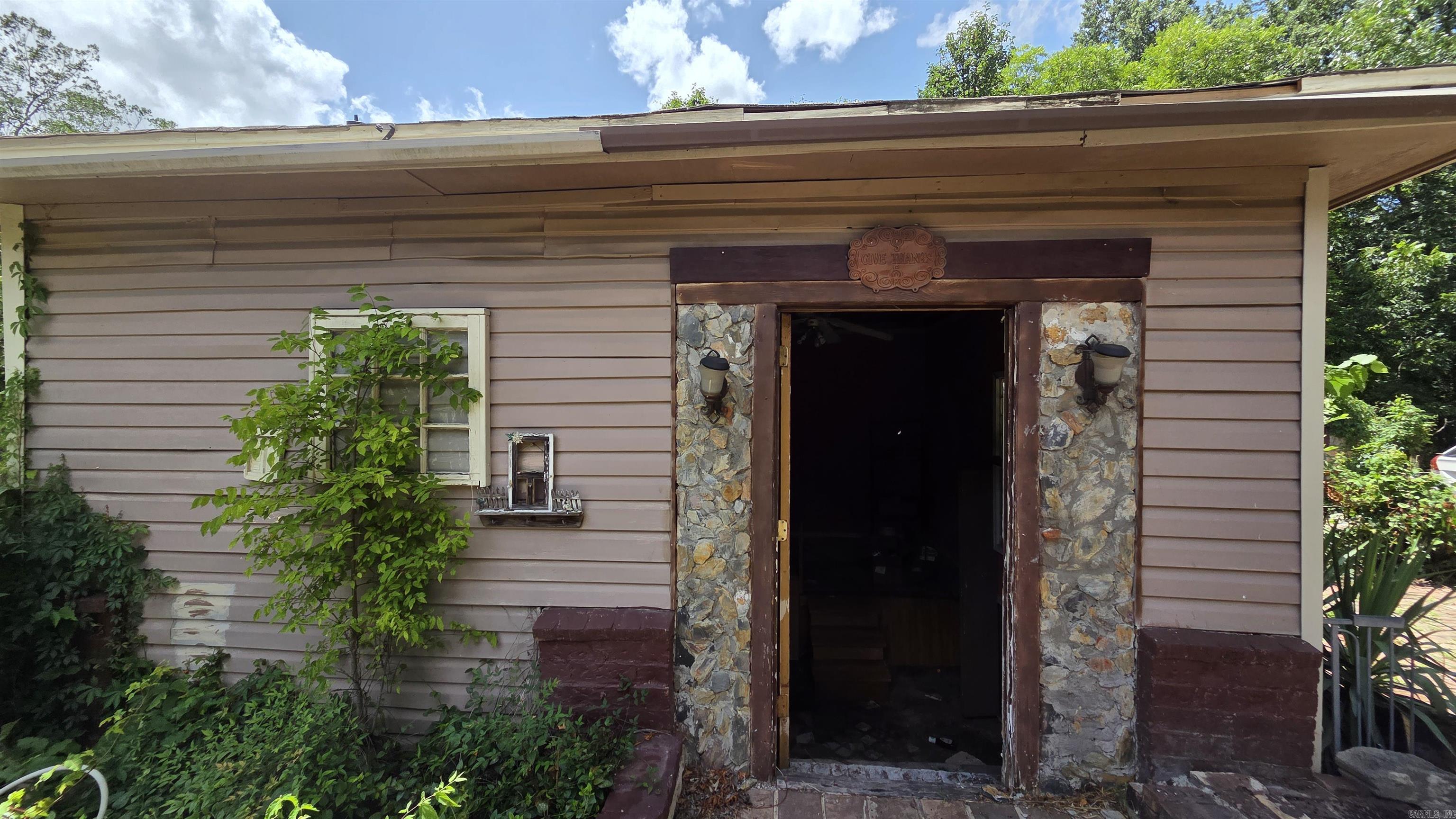 1424 Booker Street Property Photo 12