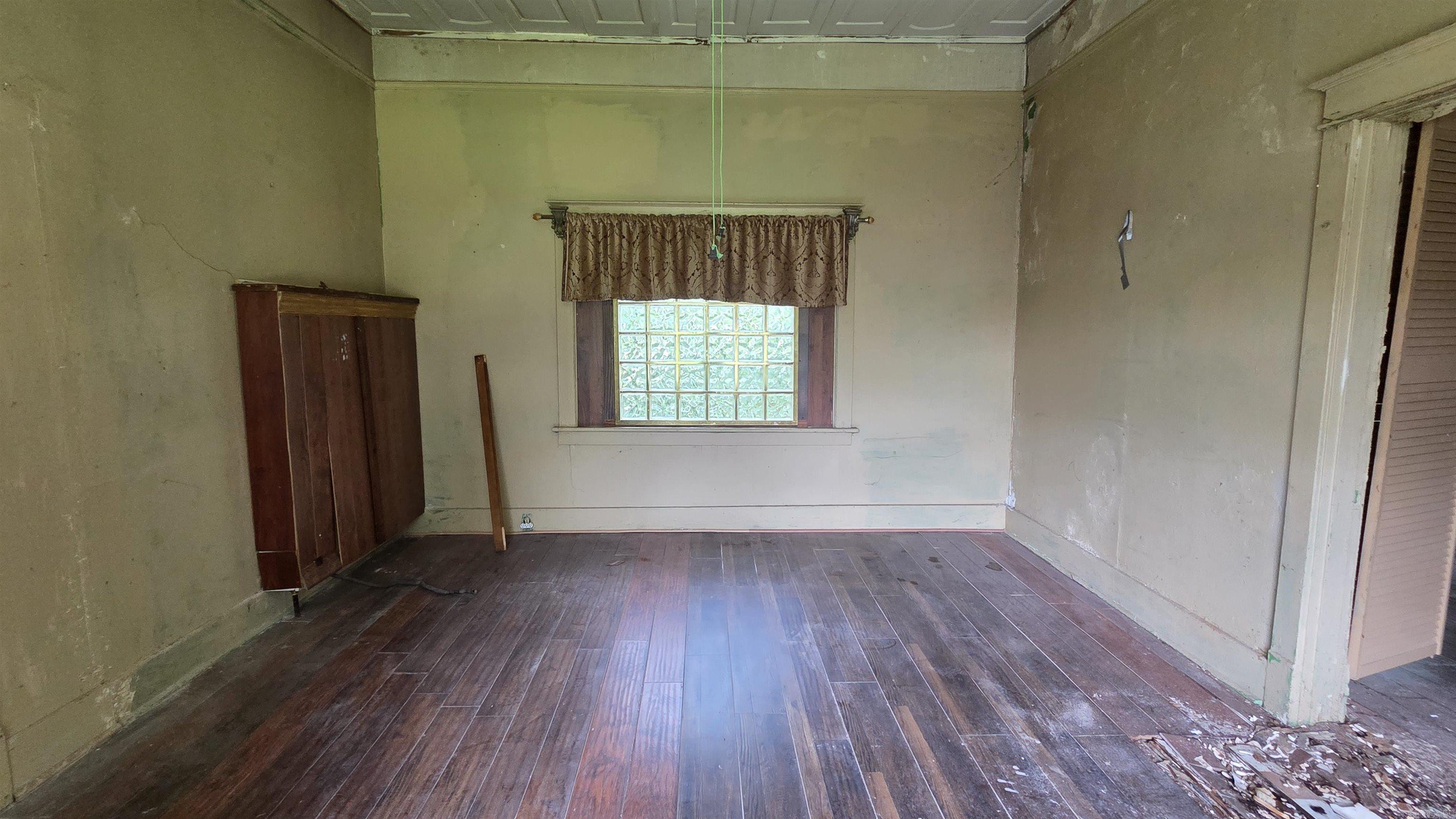 1421 Maple Street Property Photo 7