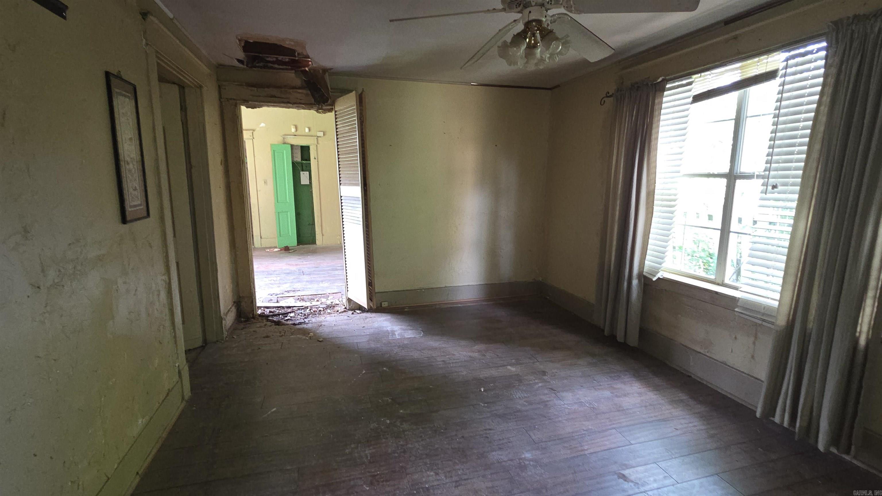 1421 Maple Street Property Photo 8