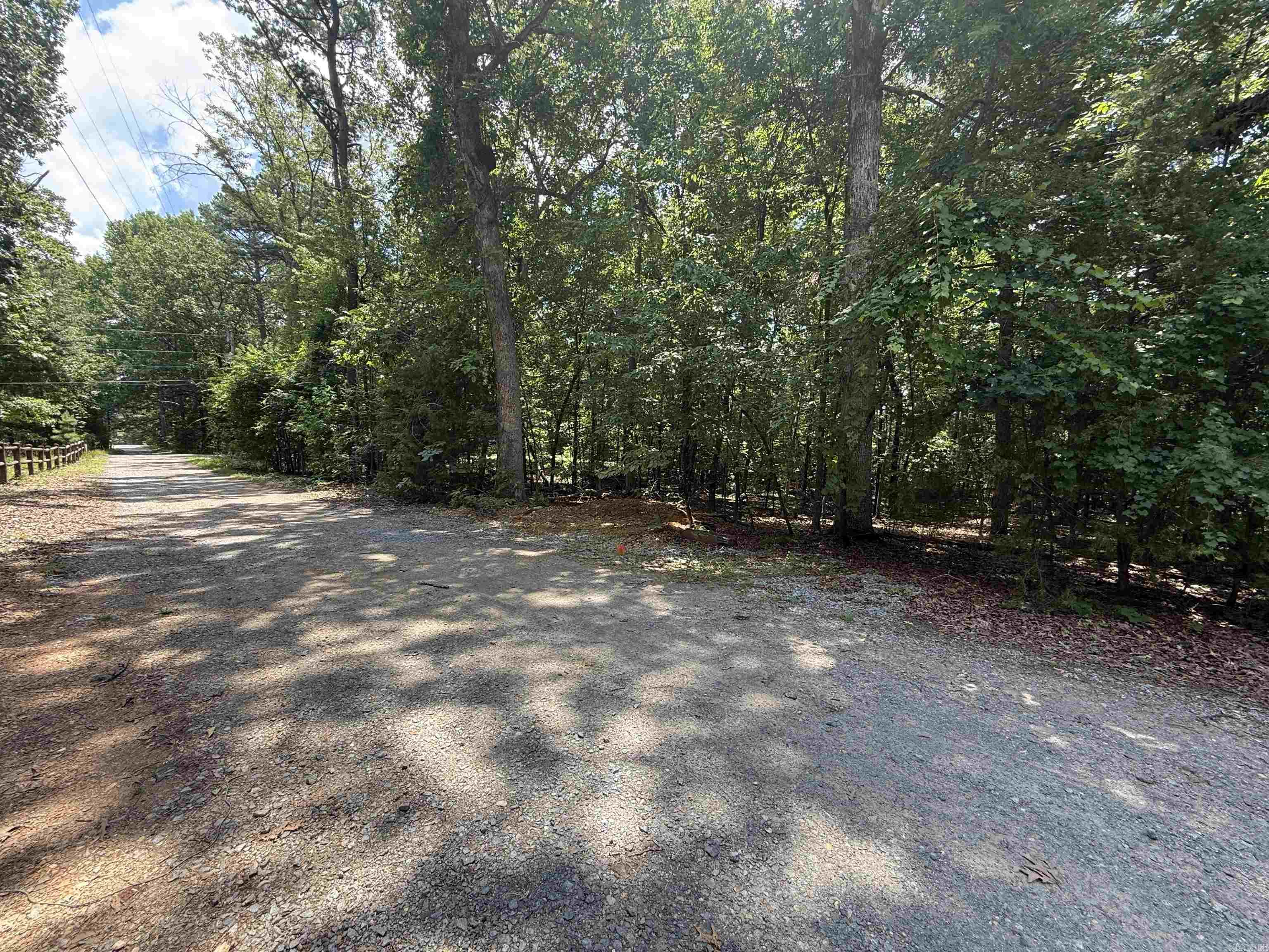 Oakmont Drive Property Photo 4