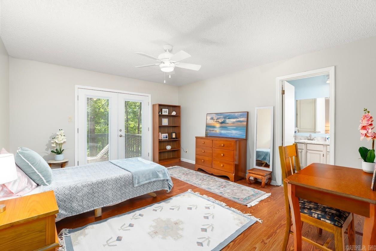 54 Malaga Way Property Photo 12