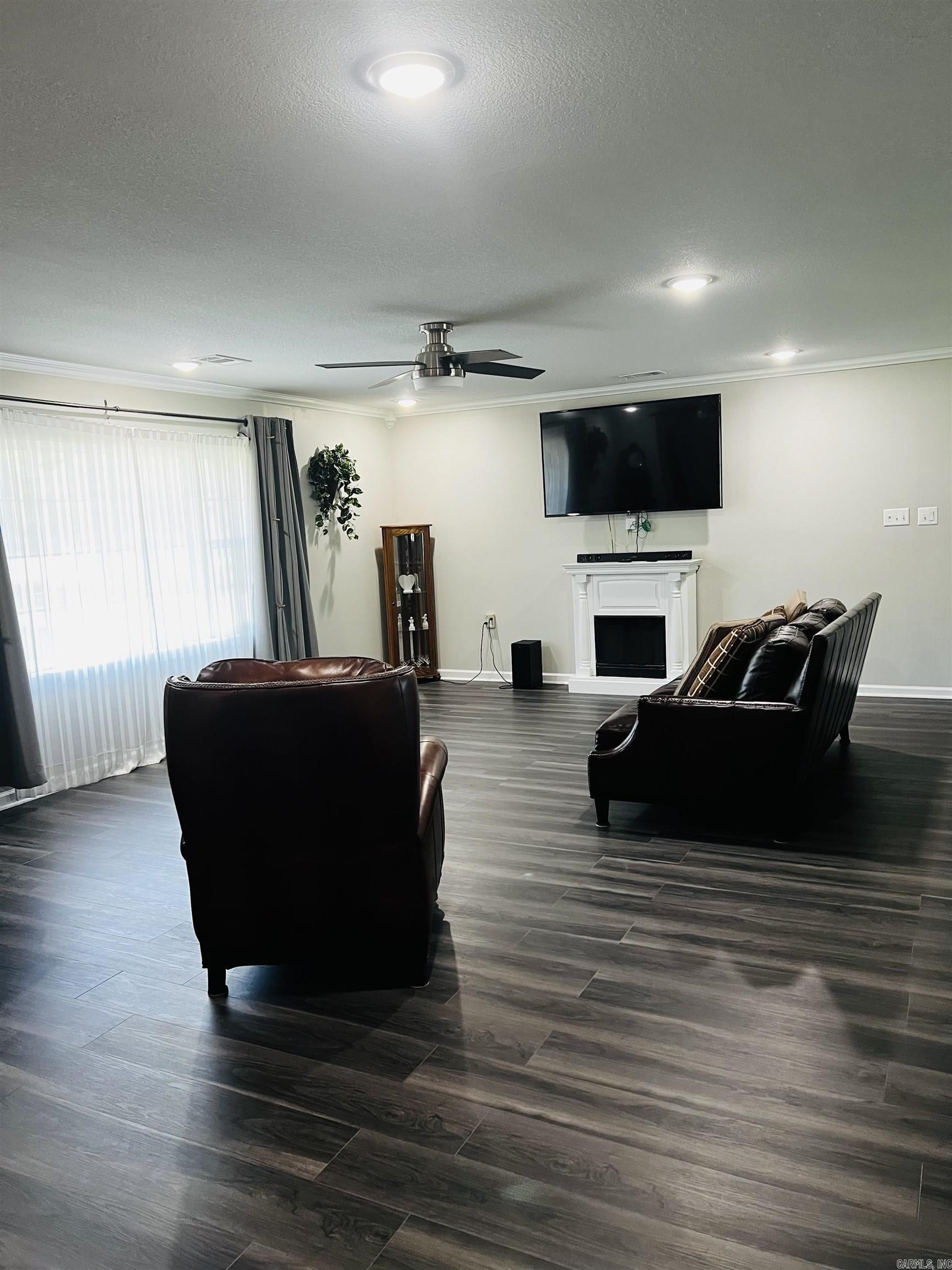 8227 Sulphur Springs Road Property Photo 7