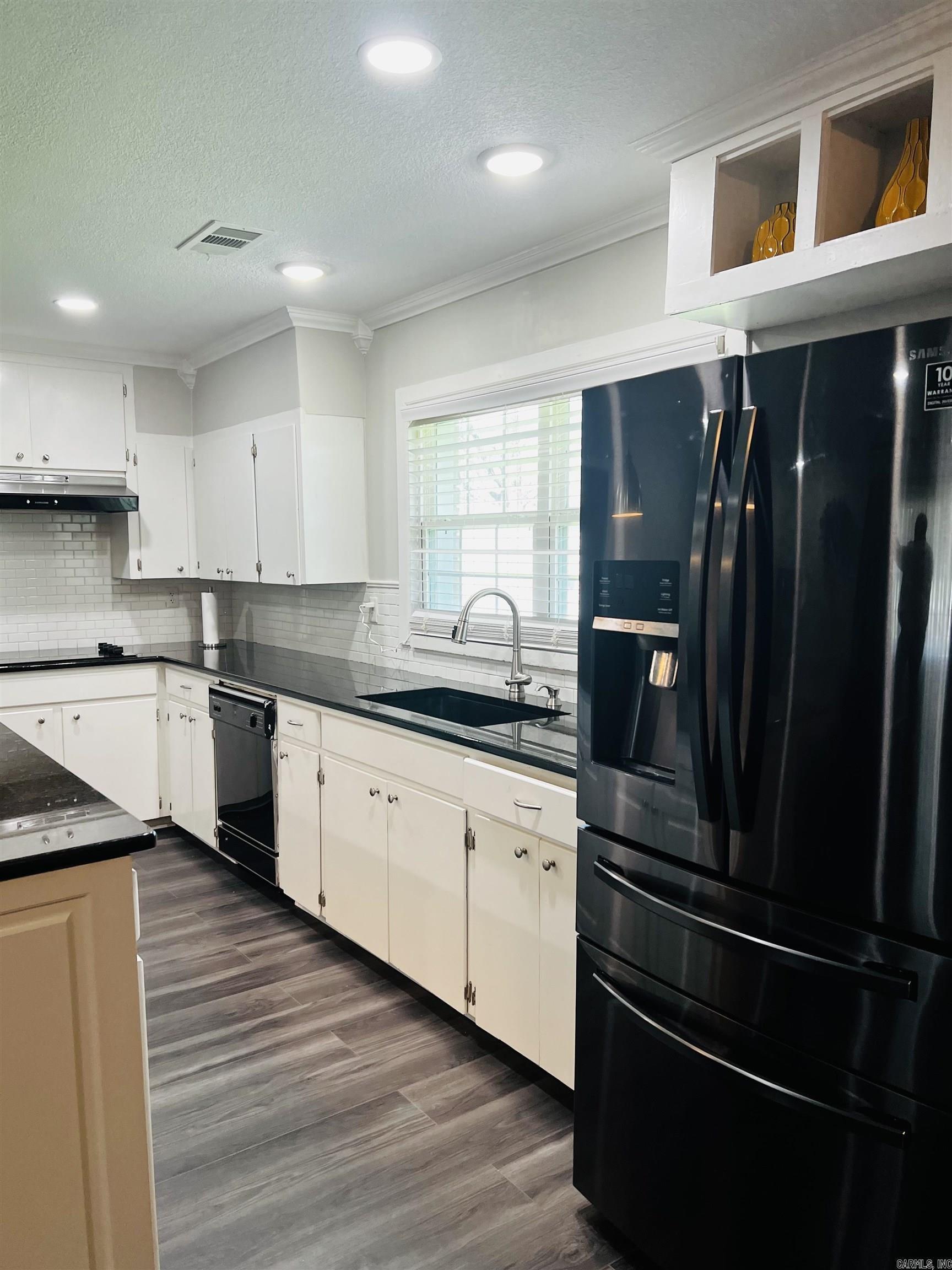 8227 Sulphur Springs Road Property Photo 11