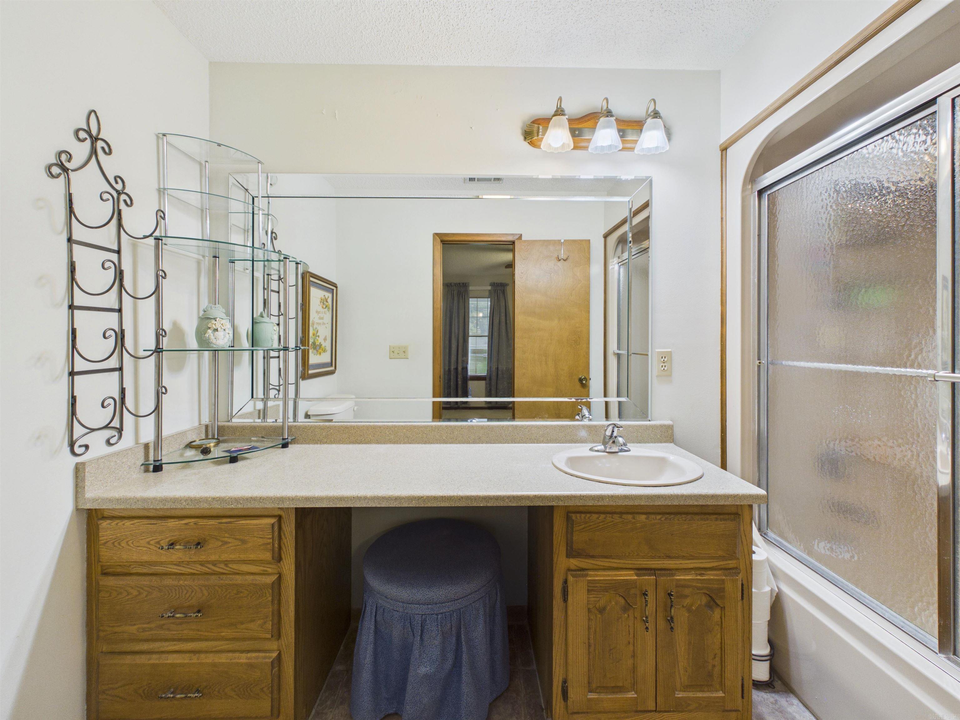 731 E Center Property Photo 21
