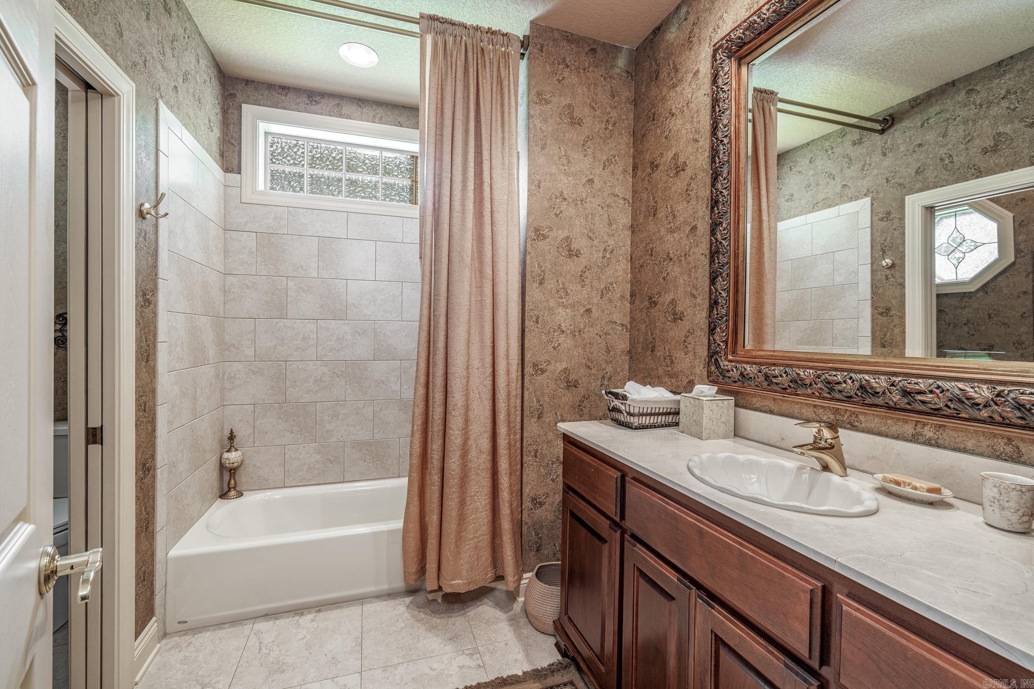 5 Granada Lane Property Photo 23