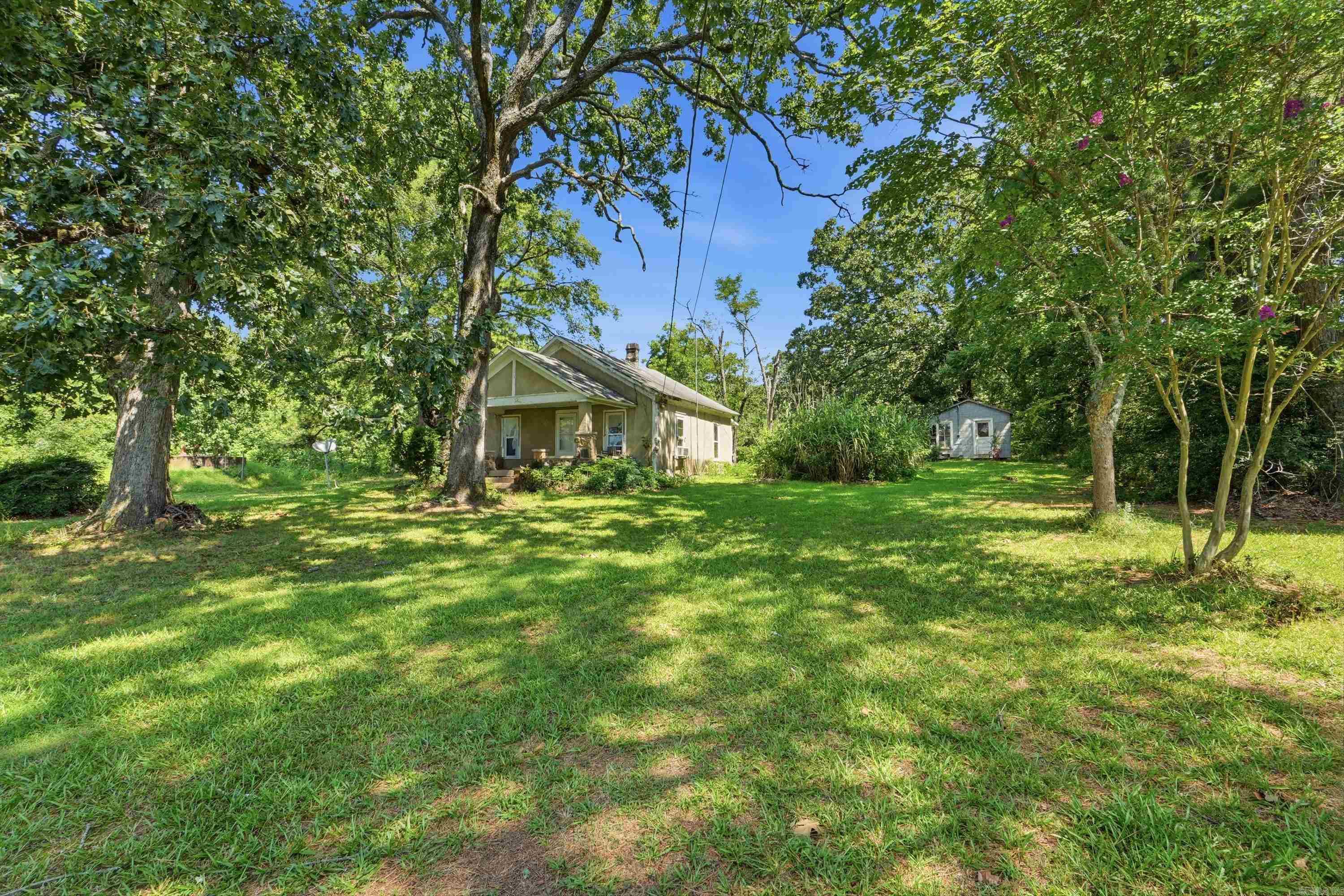 1208 W Union Street Property Photo 7