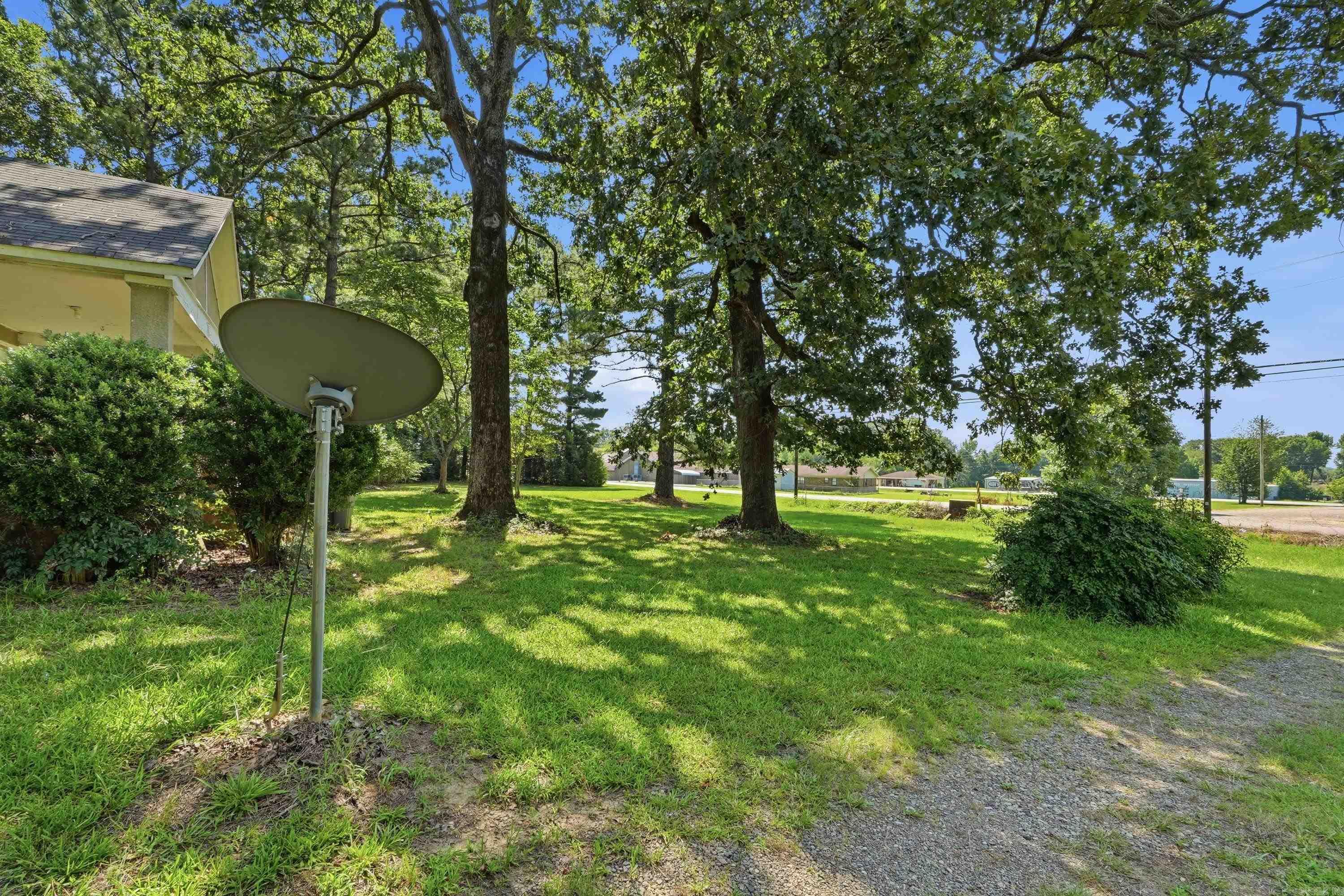 1208 W Union Street Property Photo 8