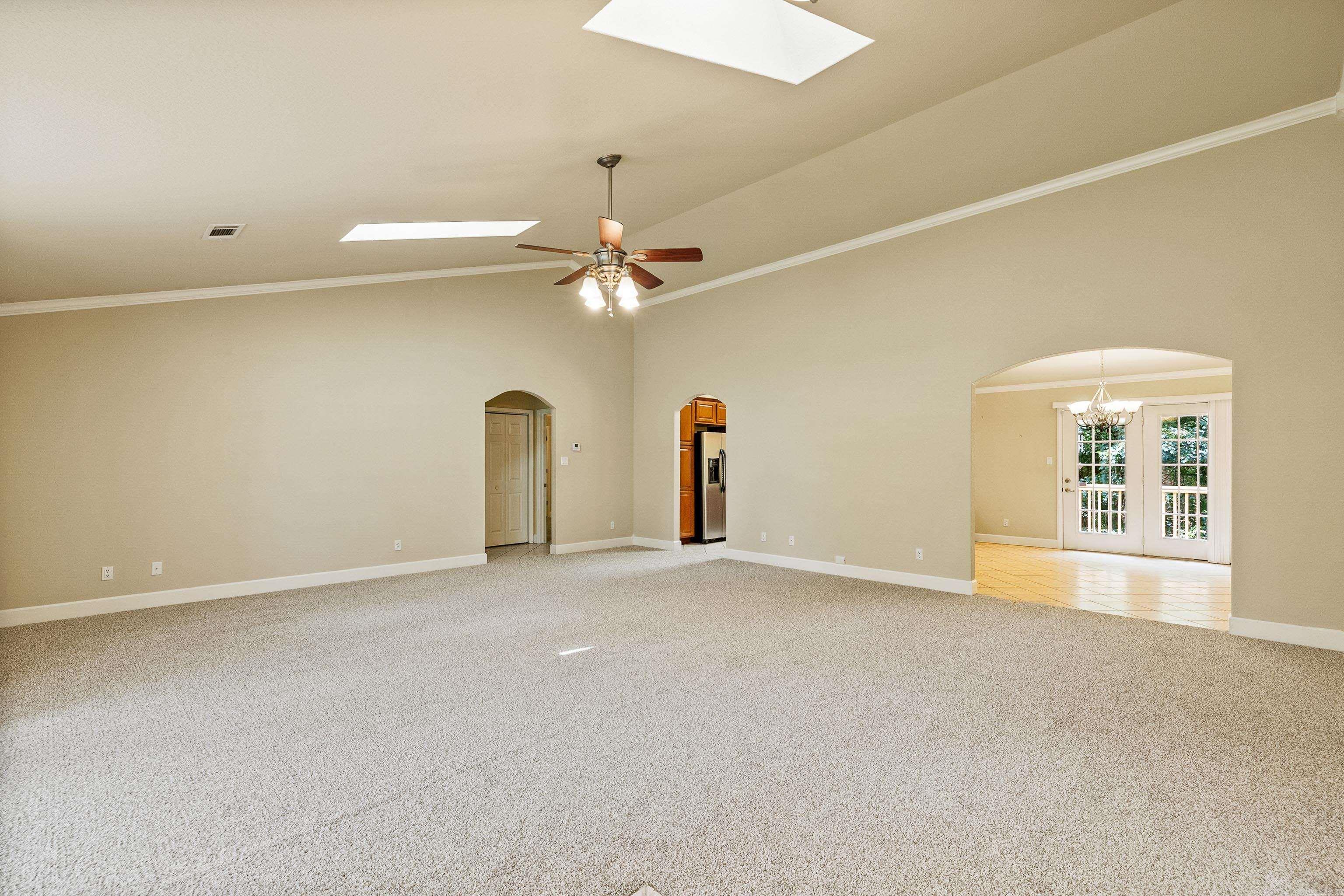 124 Southpark Place Property Photo 14