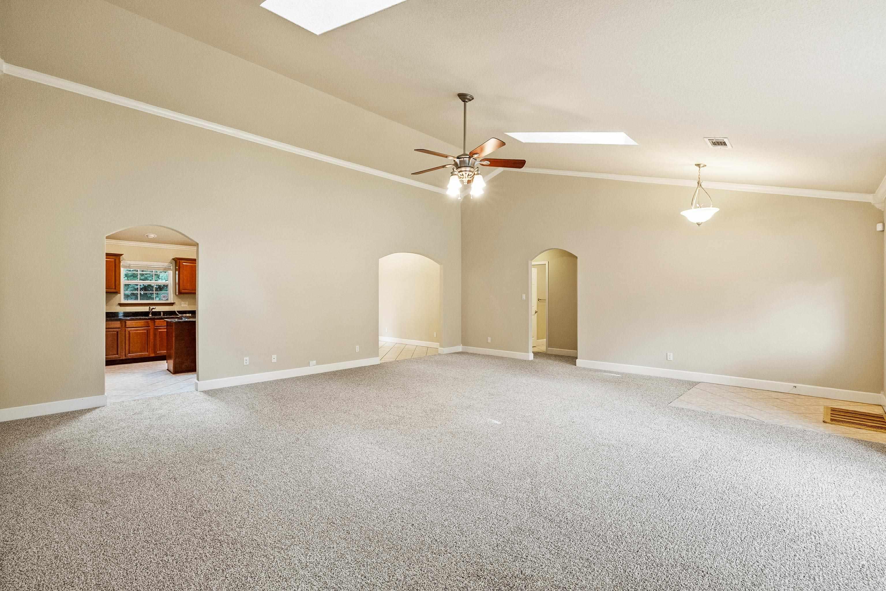 124 Southpark Place Property Photo 15