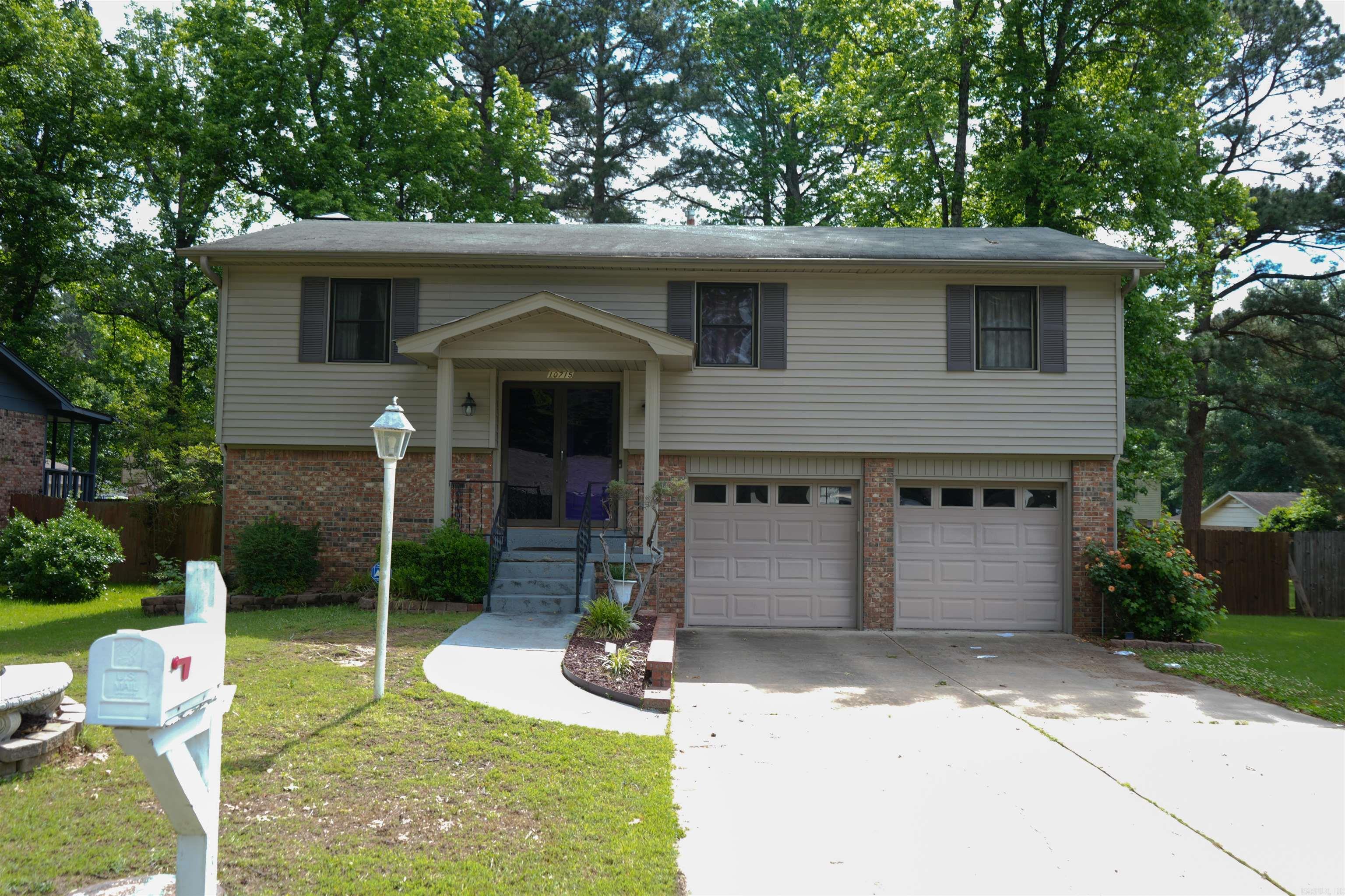 10715 Excalibur Drive Property Photo 1