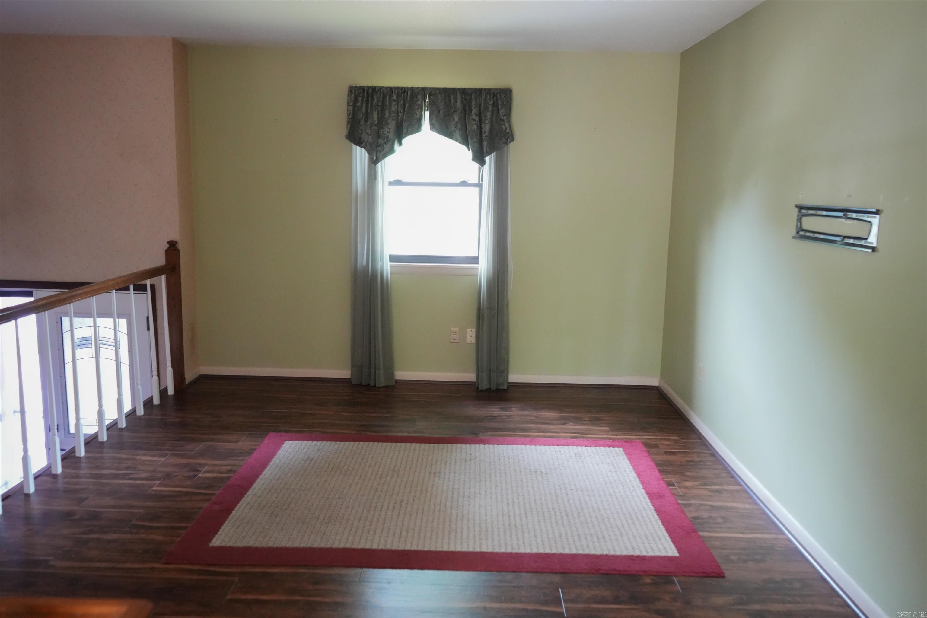 10715 Excalibur Drive Property Photo 4