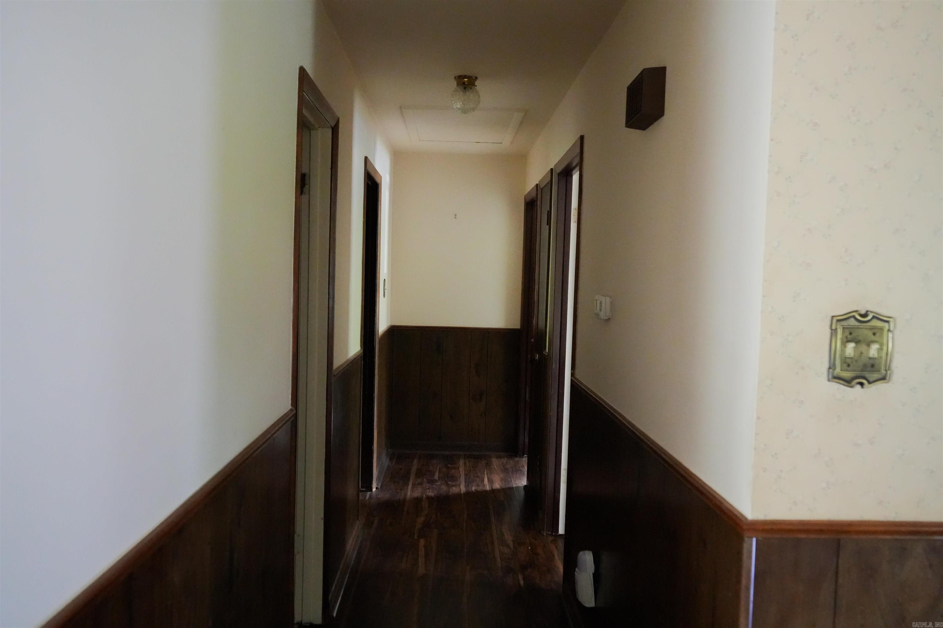 10715 Excalibur Drive Property Photo 12