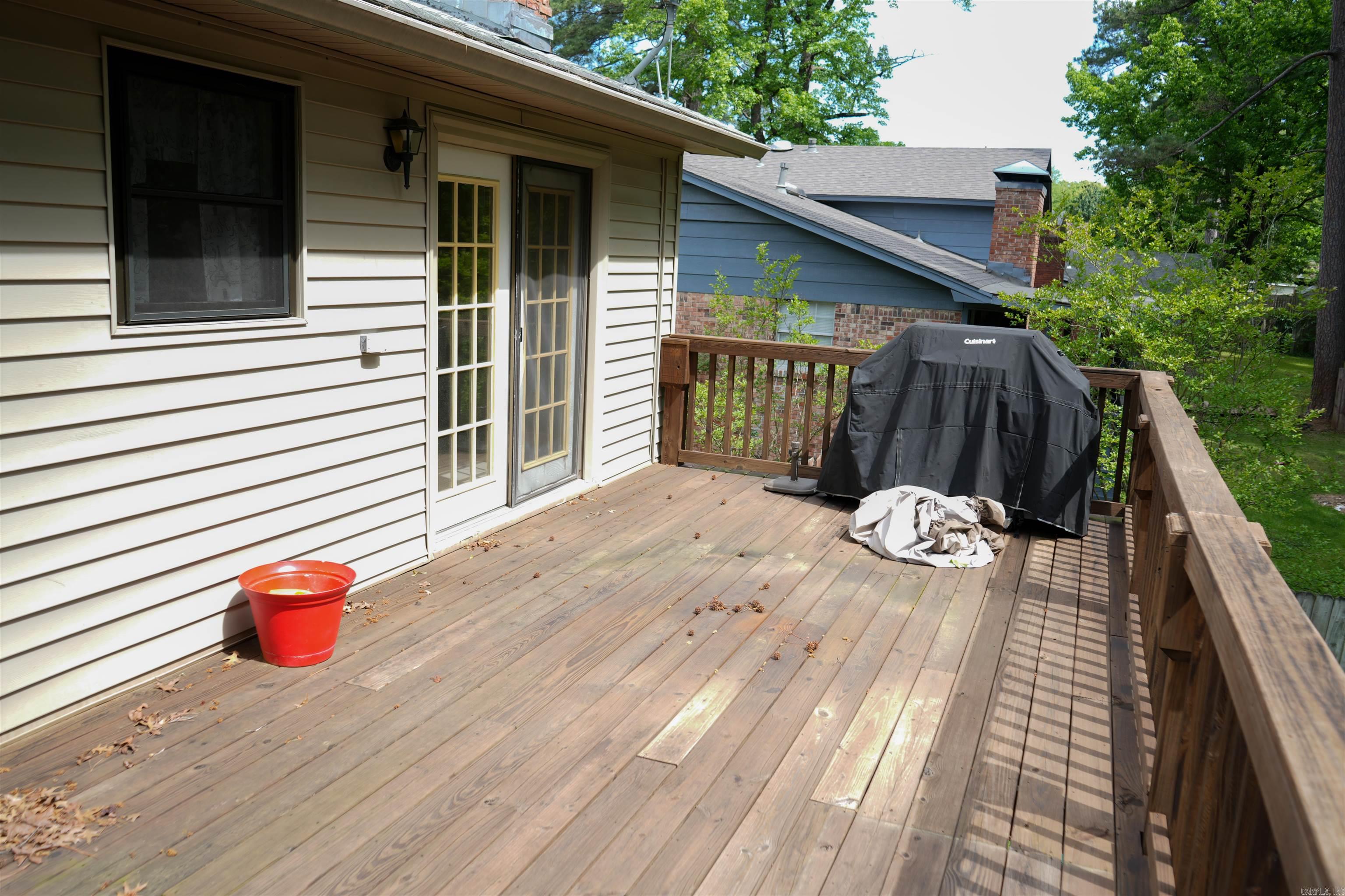 10715 Excalibur Drive Property Photo 30