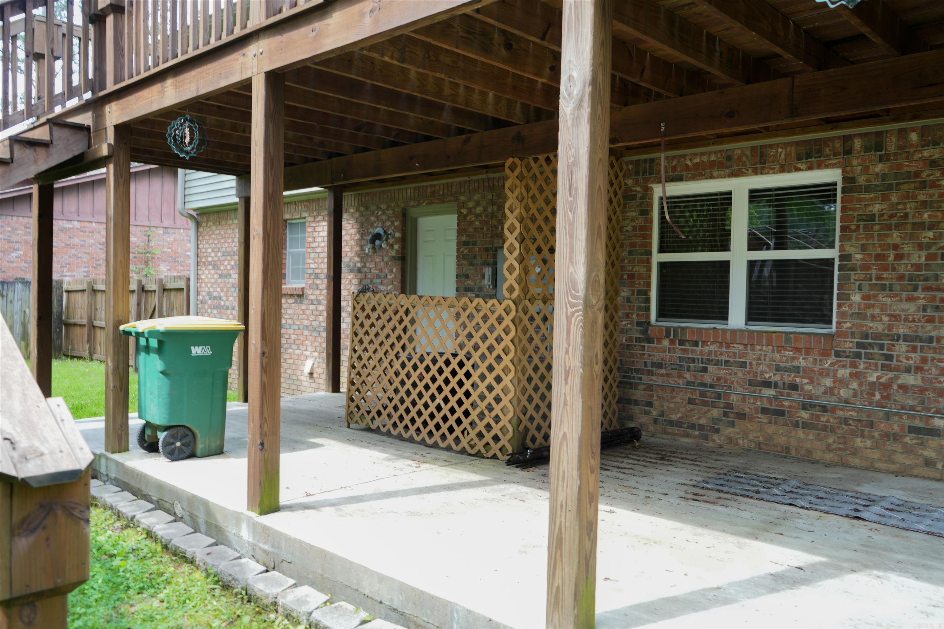 10715 Excalibur Drive Property Photo 32