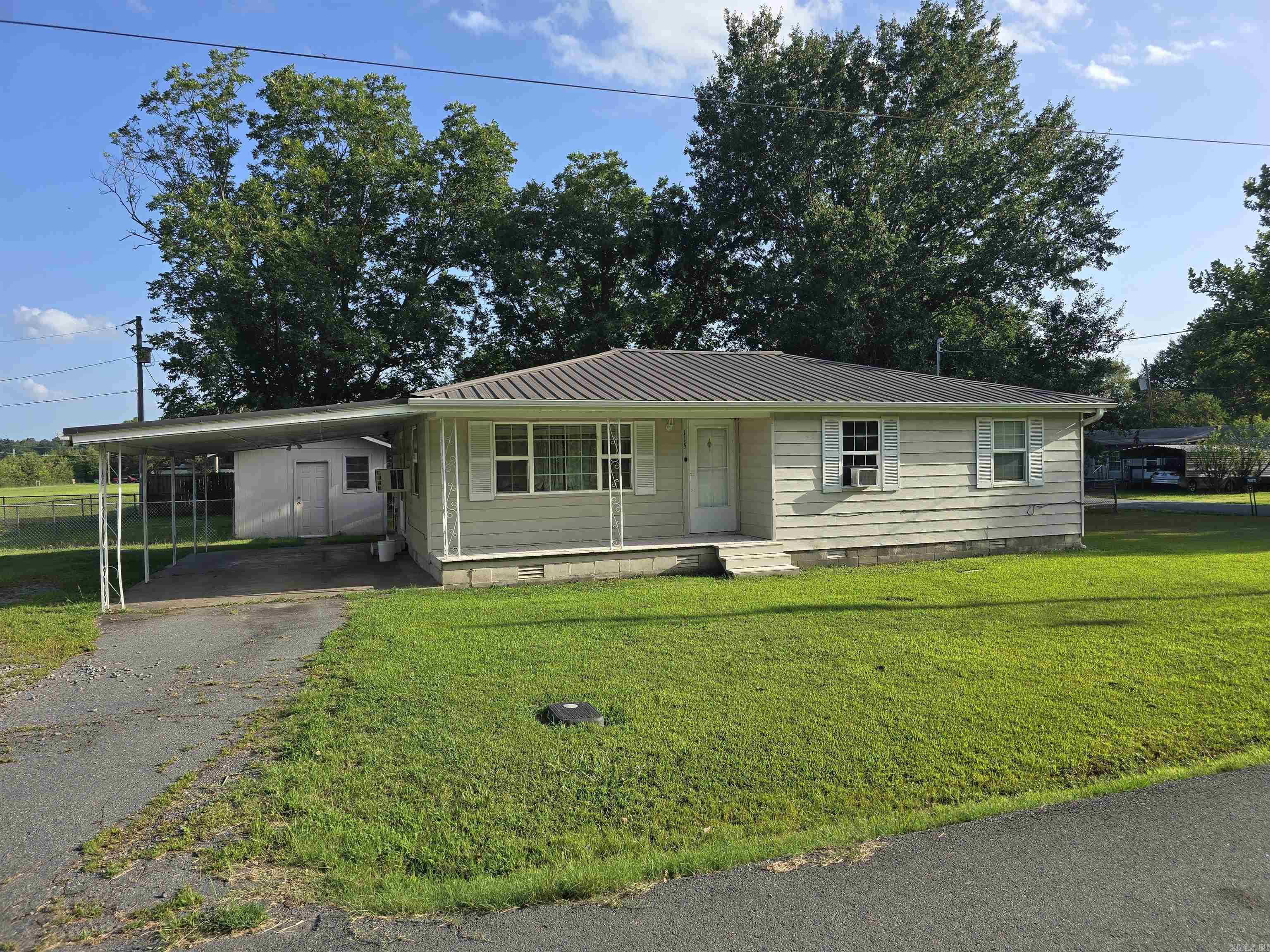 115 Jay Street Property Photo 1