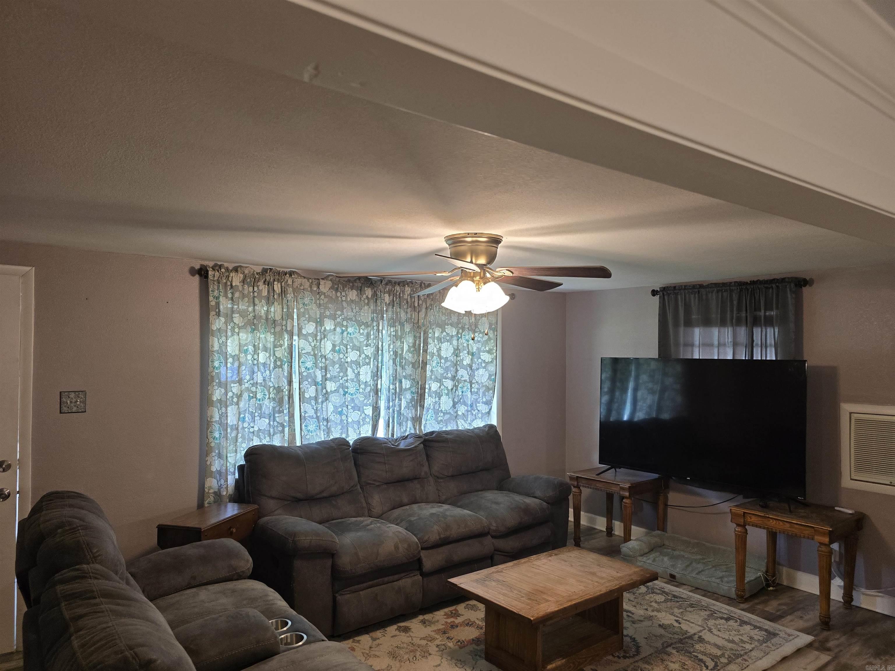 115 Jay Street Property Photo 7
