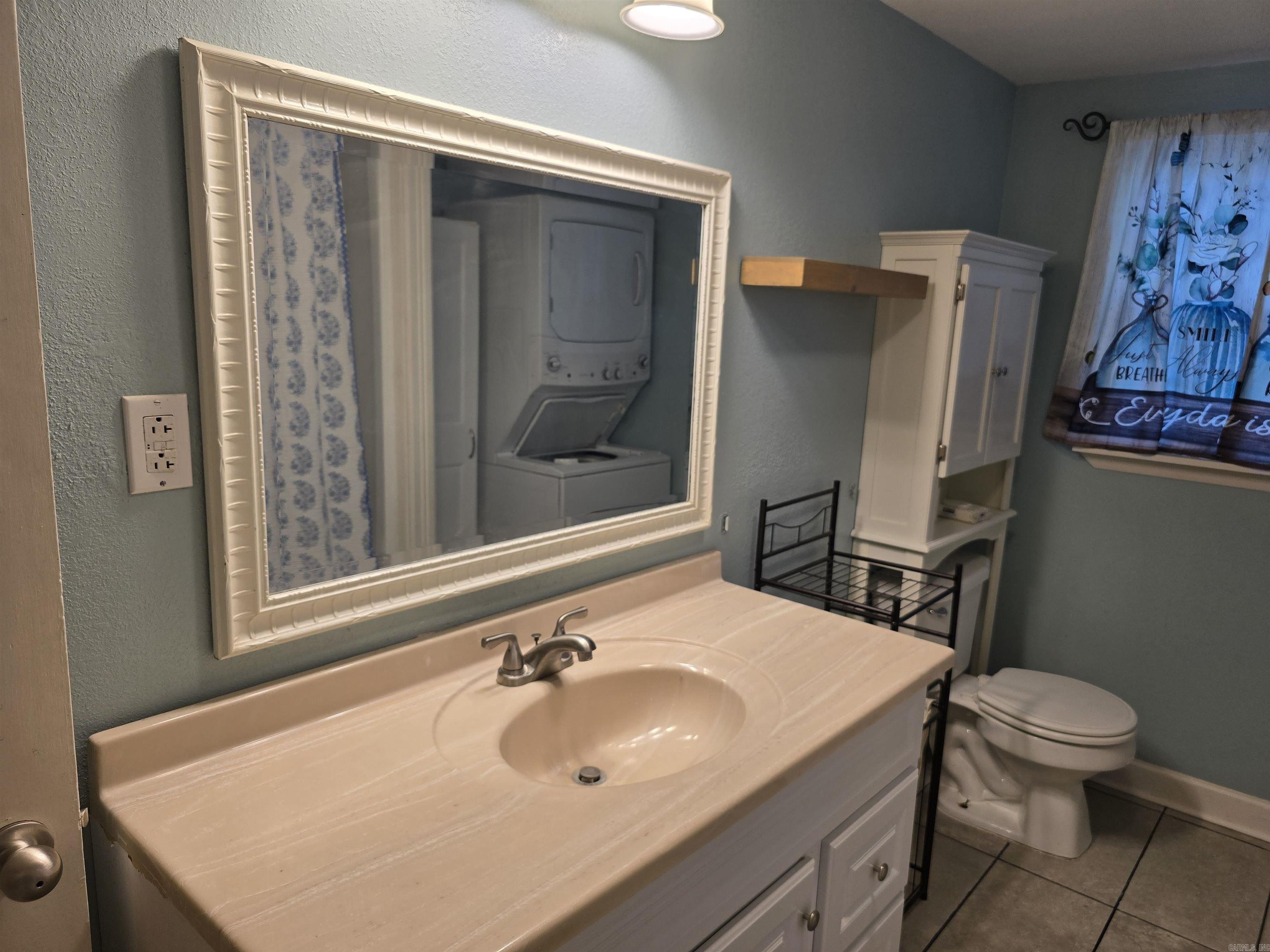 115 Jay Street Property Photo 17
