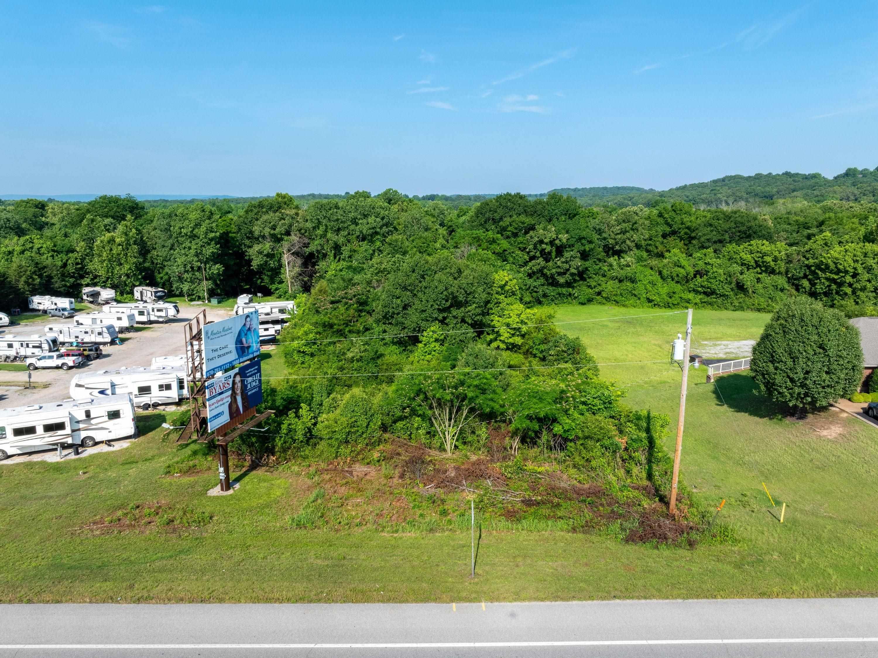 Barnett Dr Property Photo 4