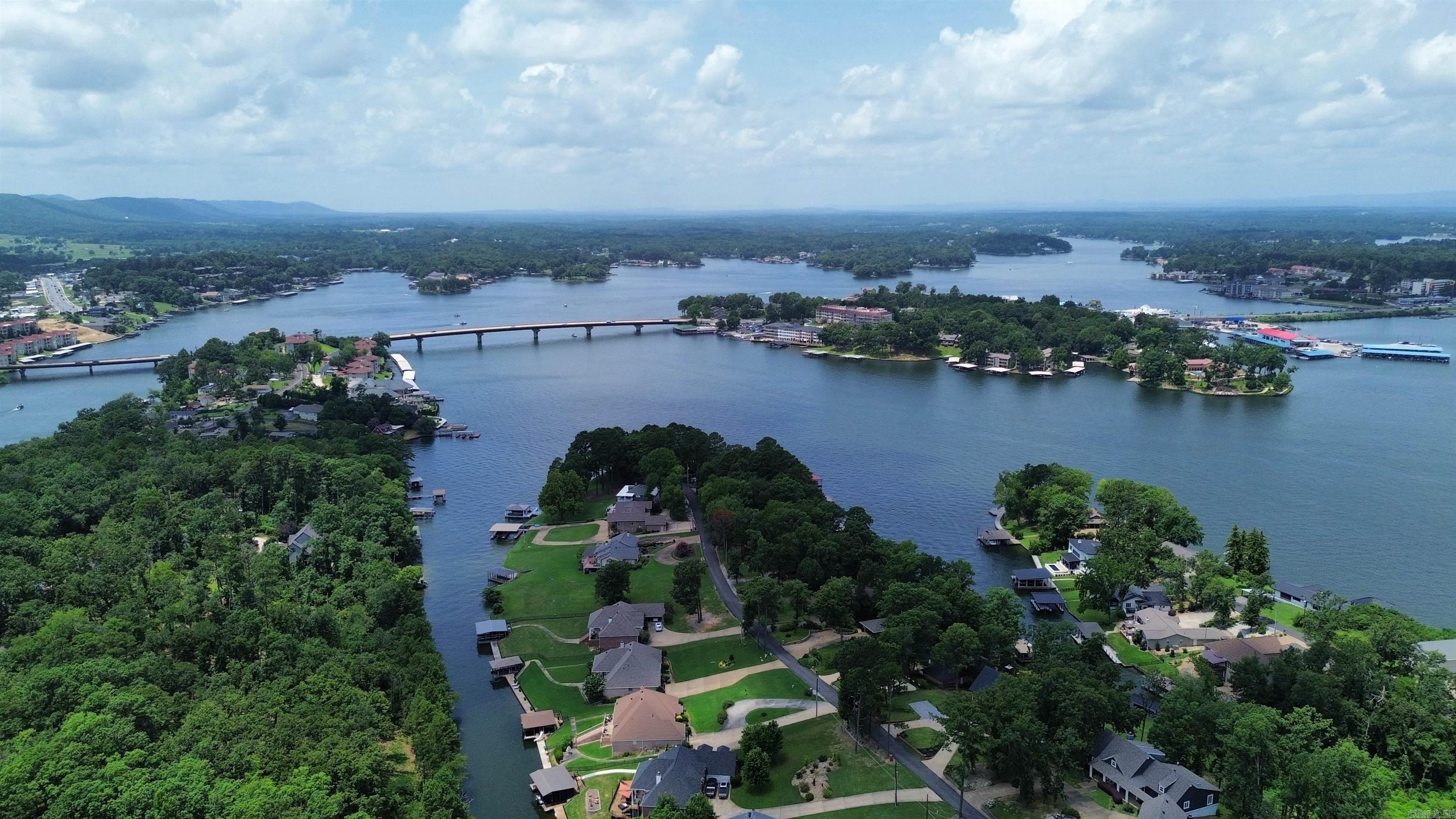 107 Saint Thomas Cv Cove Property Photo 4