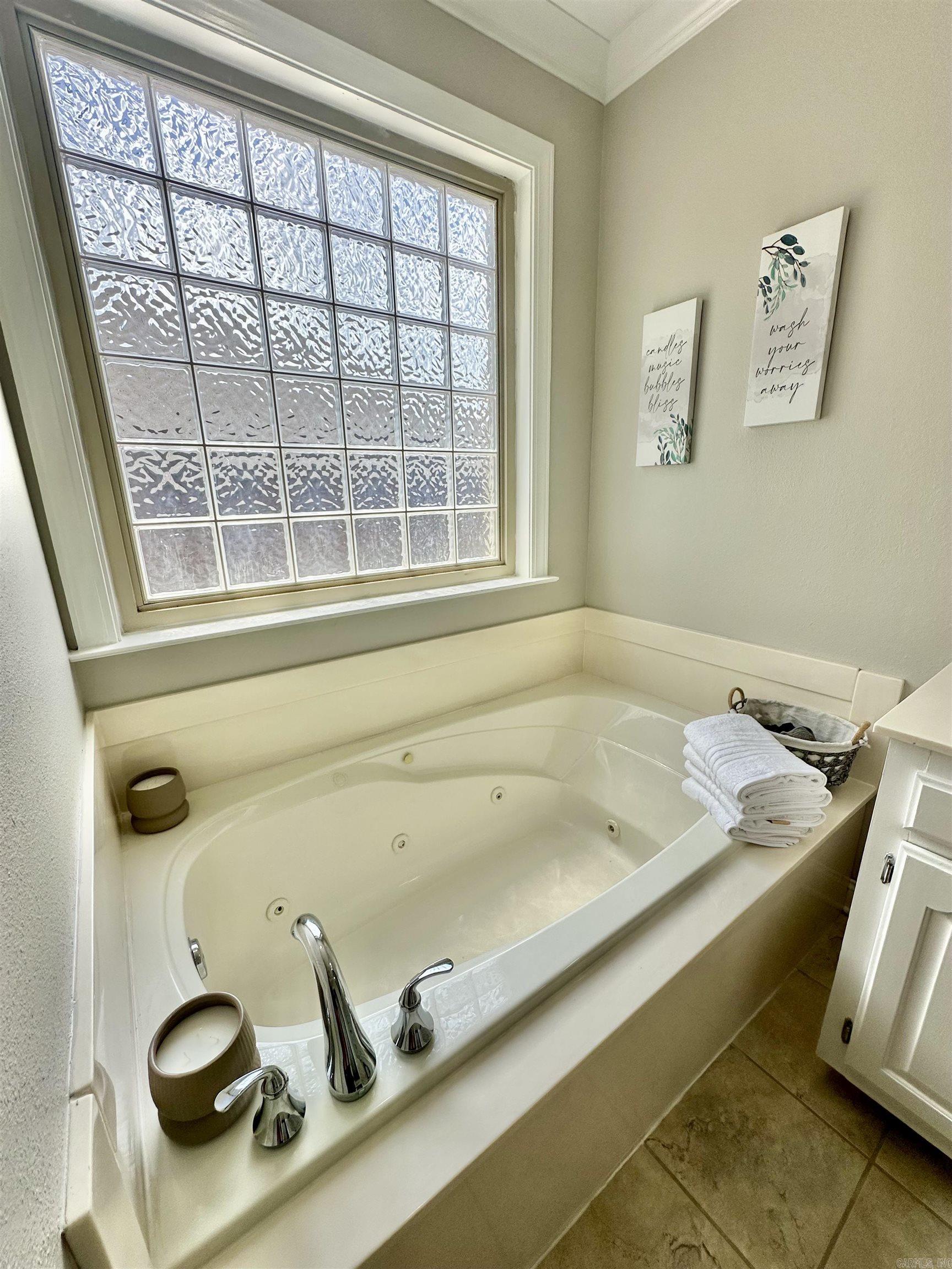 107 Saint Thomas Cv Cove Property Photo 18