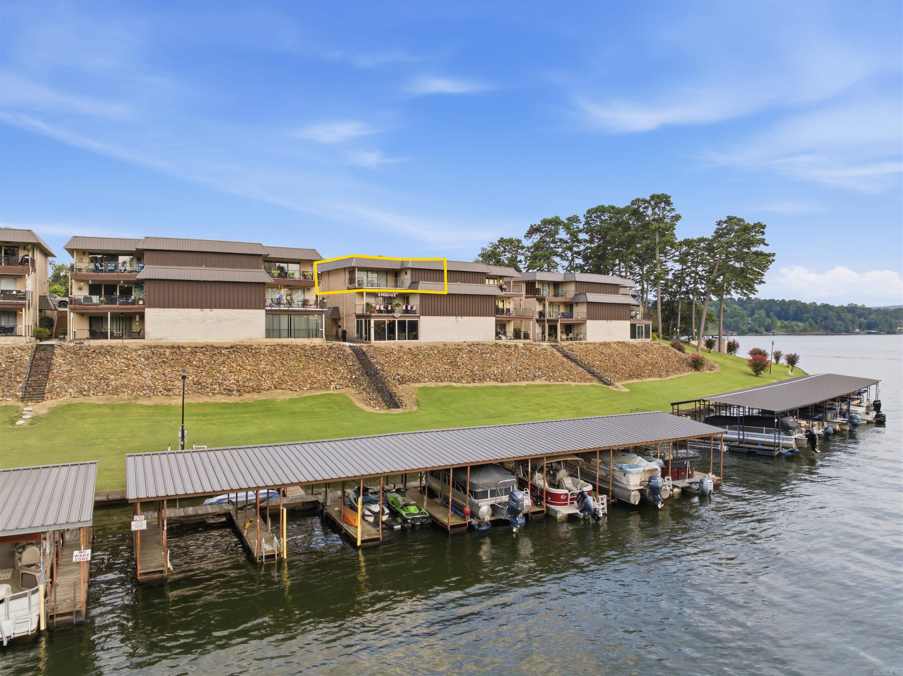 1250 Twin Points Road Property Photo 4