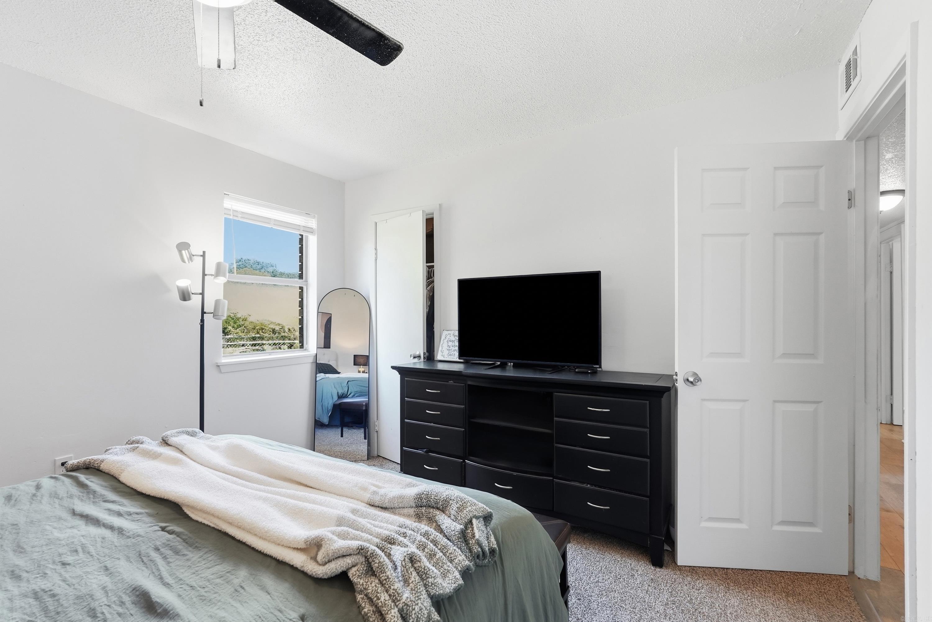 401 Durham Street Property Photo 16