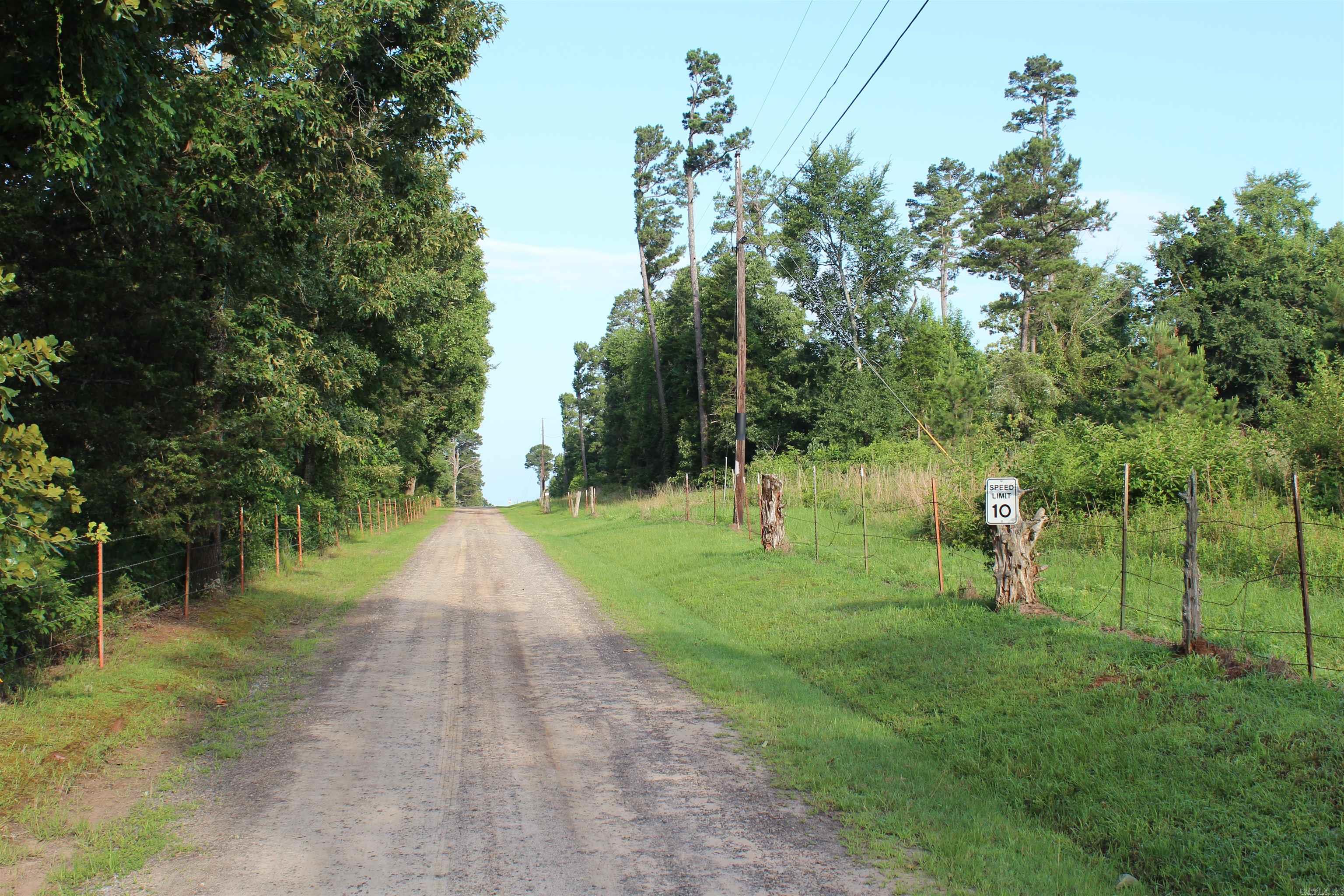 003 197 Property Photo 40