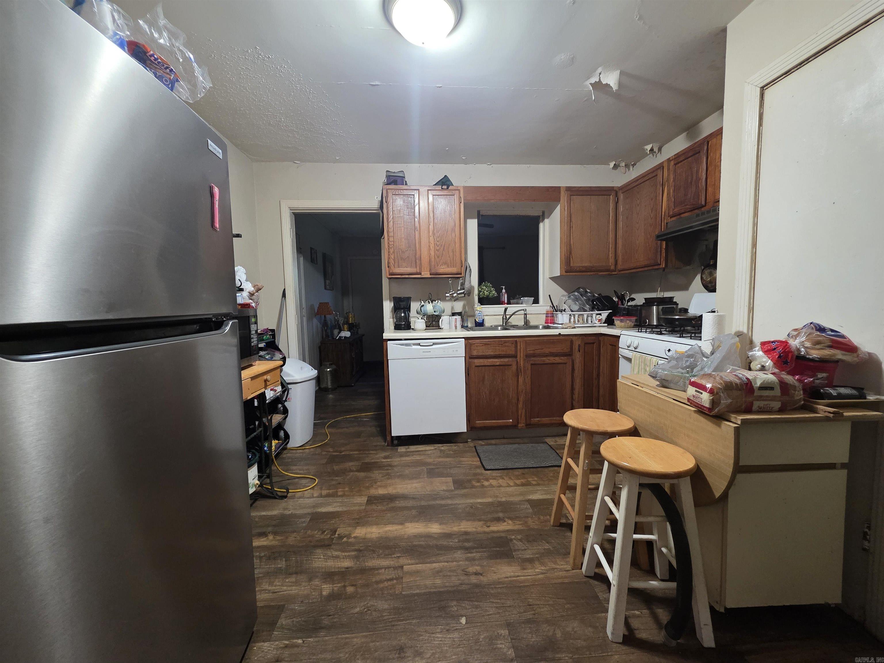 2 Wright Circle Property Photo 4