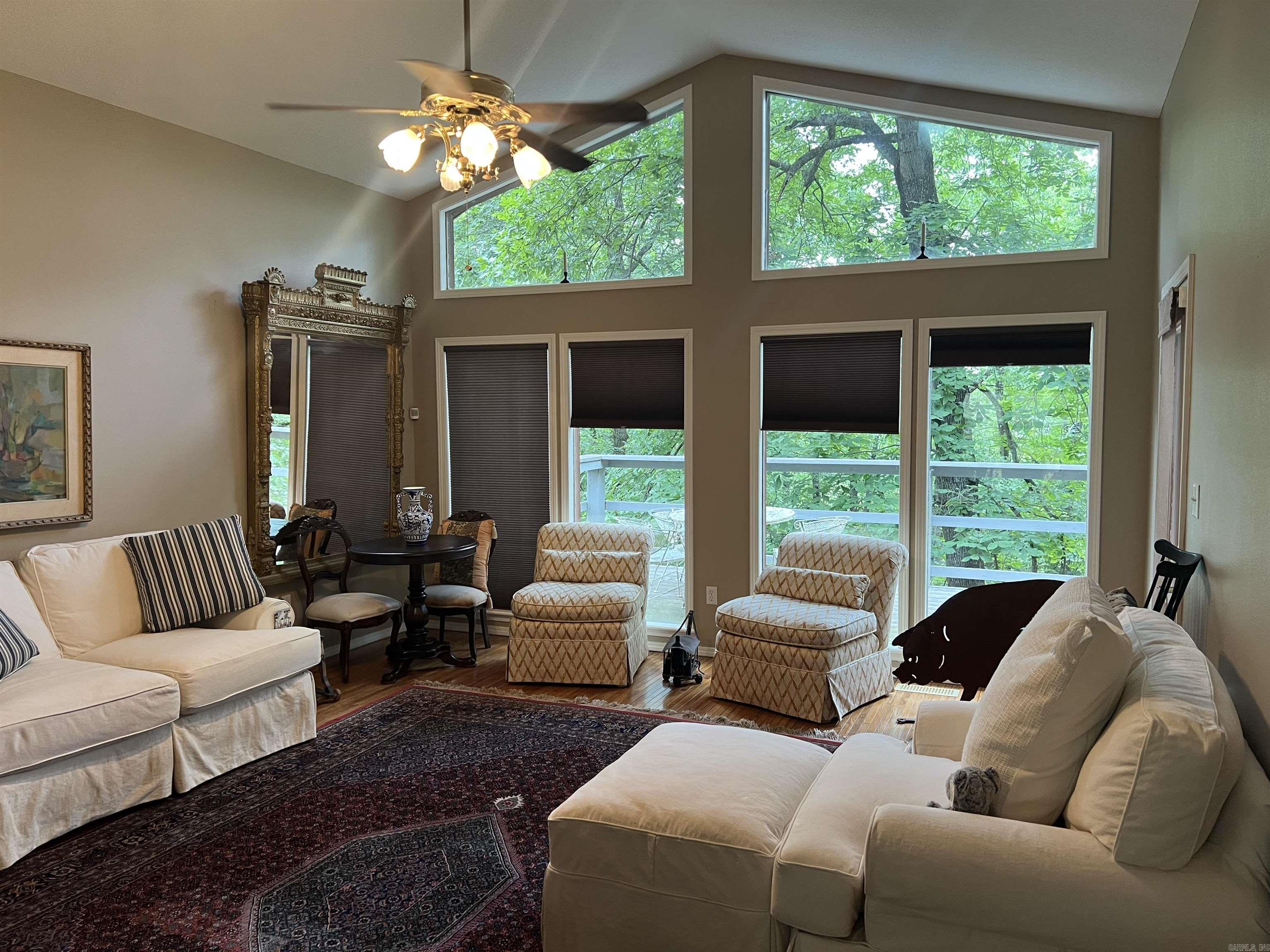 606 Highway 70 E Property Photo 2