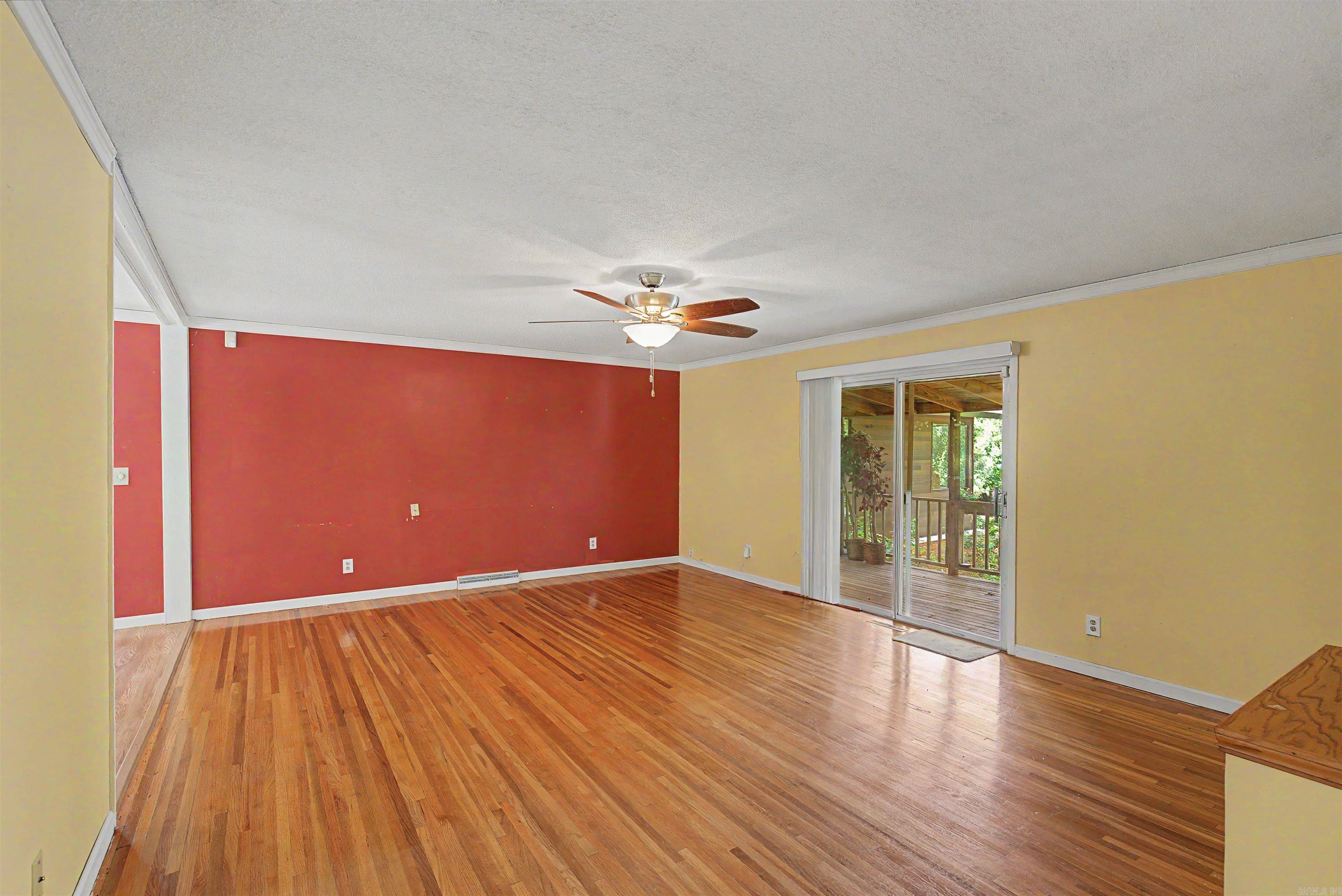 1926 Waterside Drive Property Photo 17