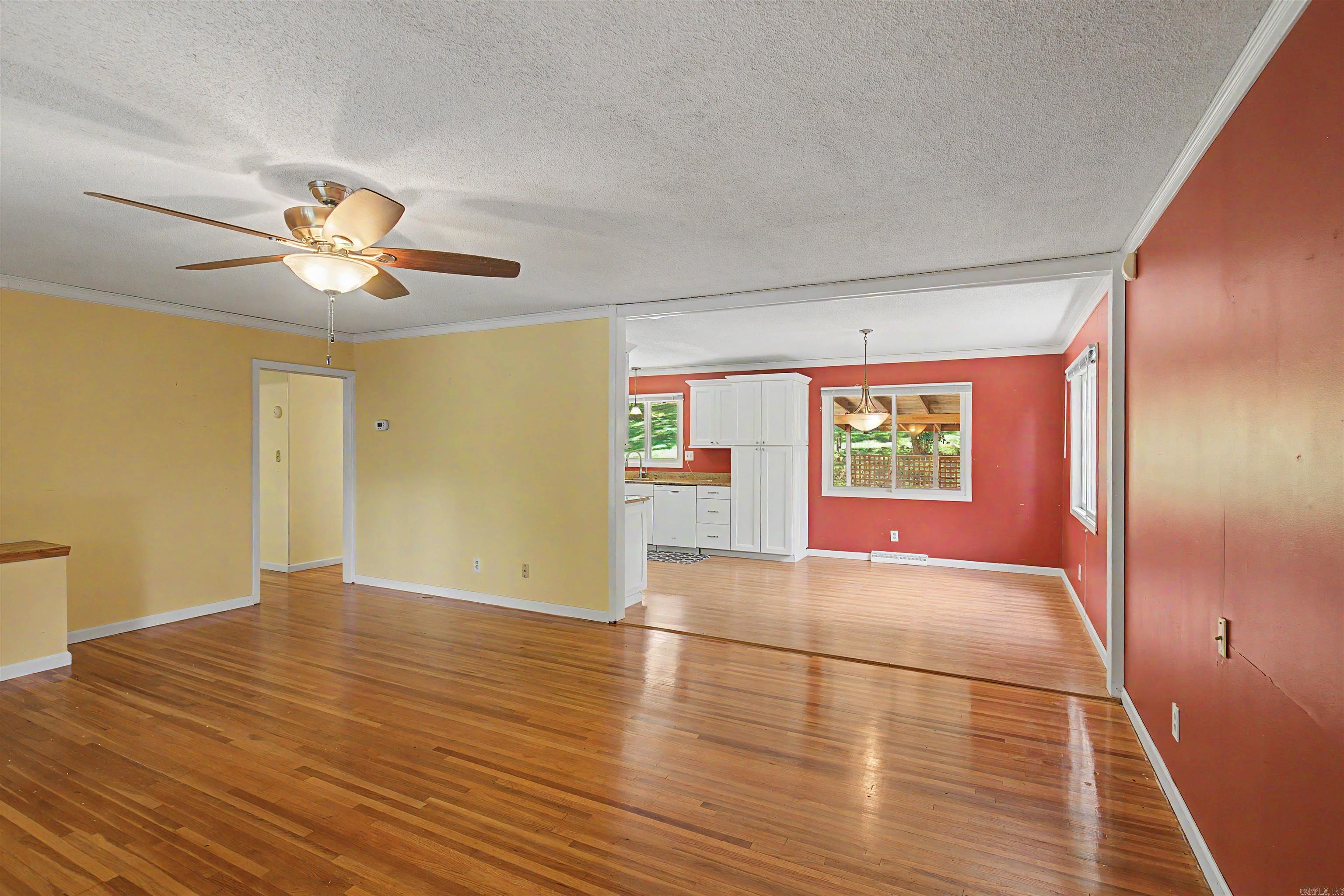 1926 Waterside Drive Property Photo 19