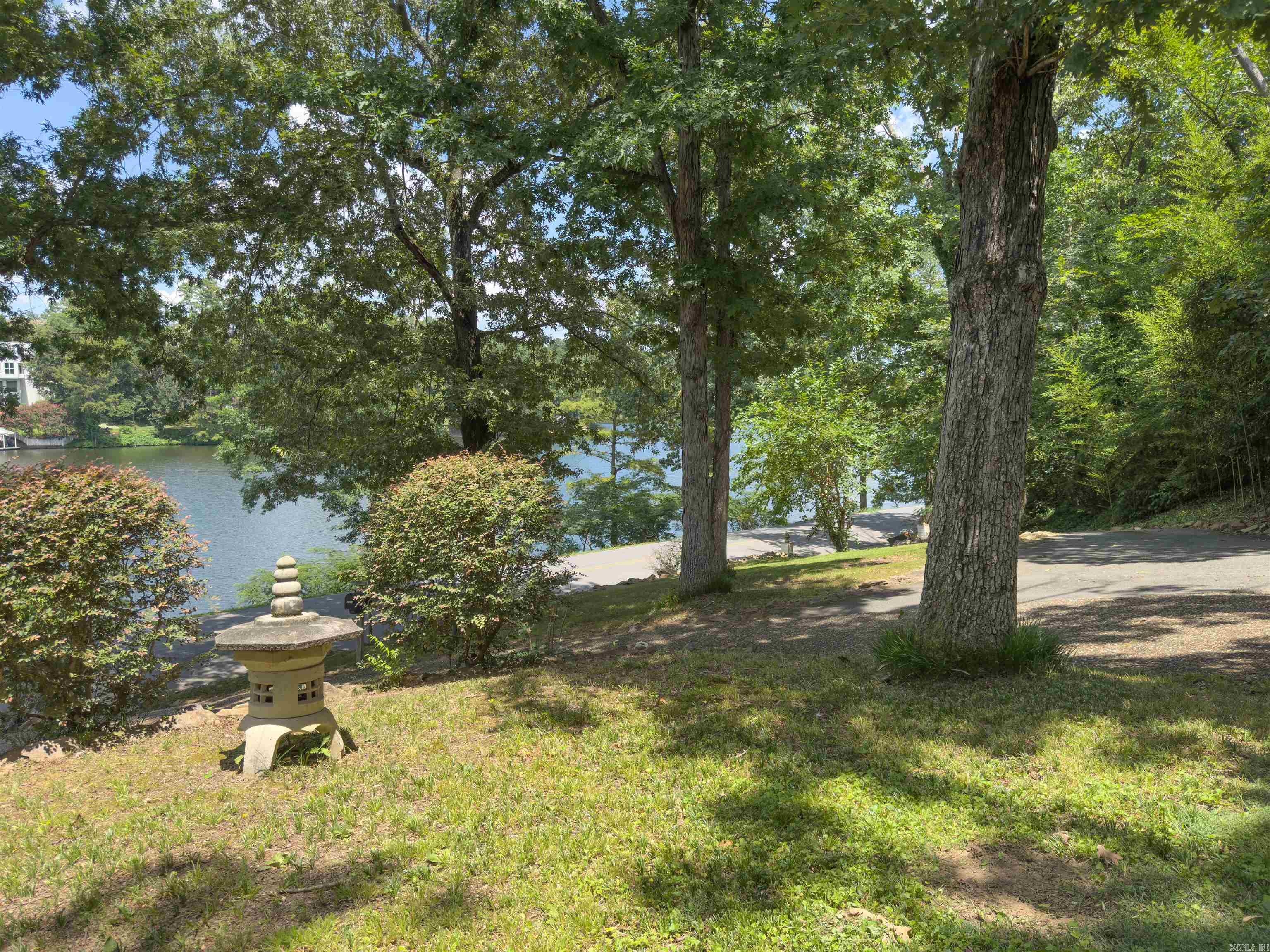 1926 Waterside Drive Property Photo 38