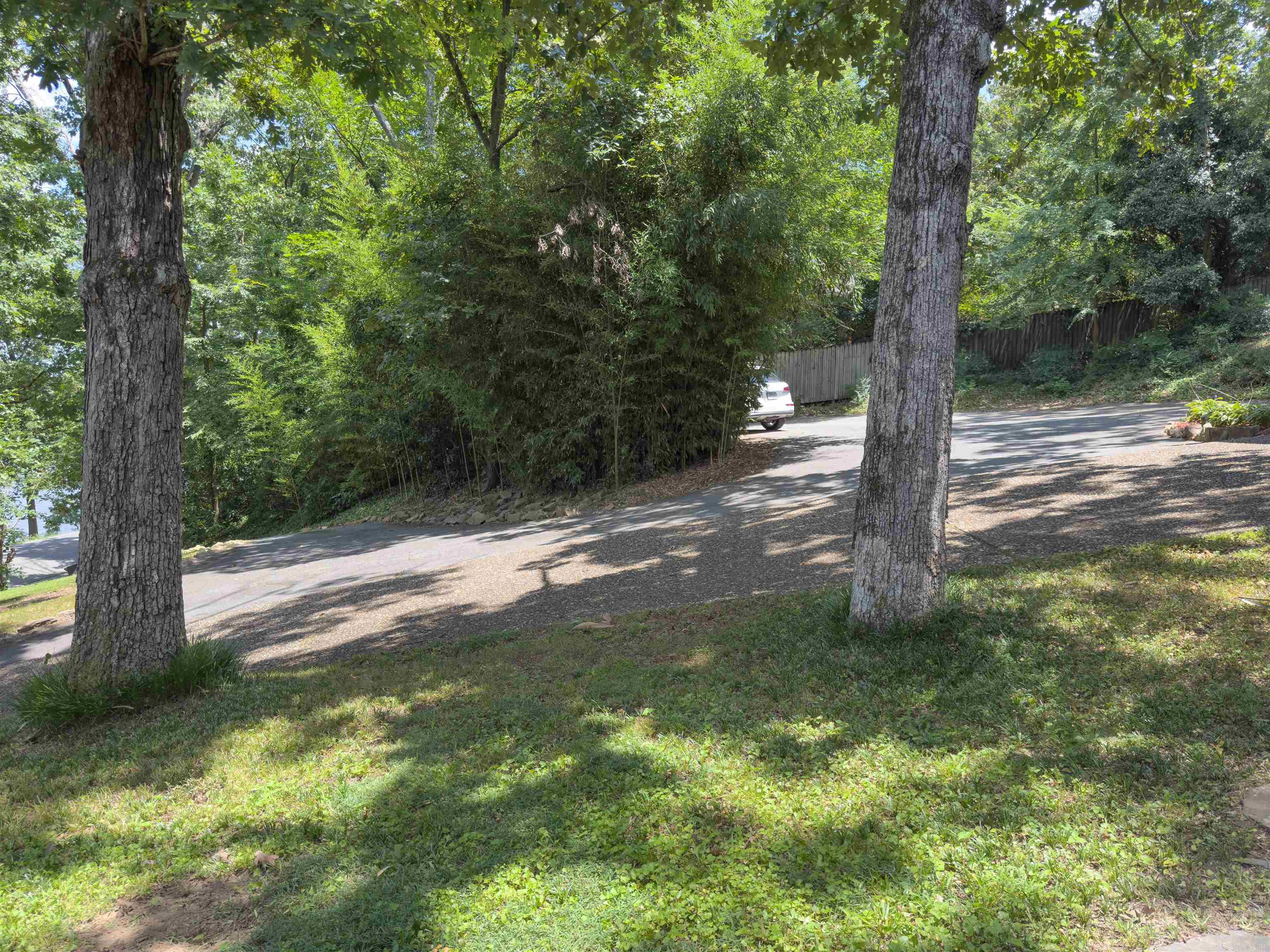 1926 Waterside Drive Property Photo 39