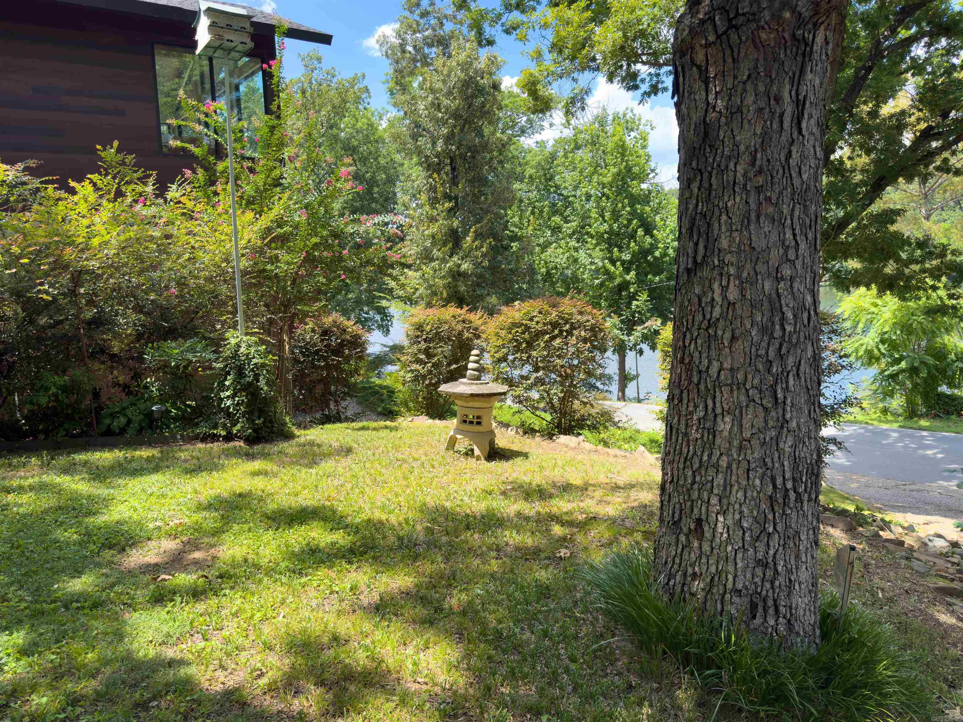 1926 Waterside Drive Property Photo 43