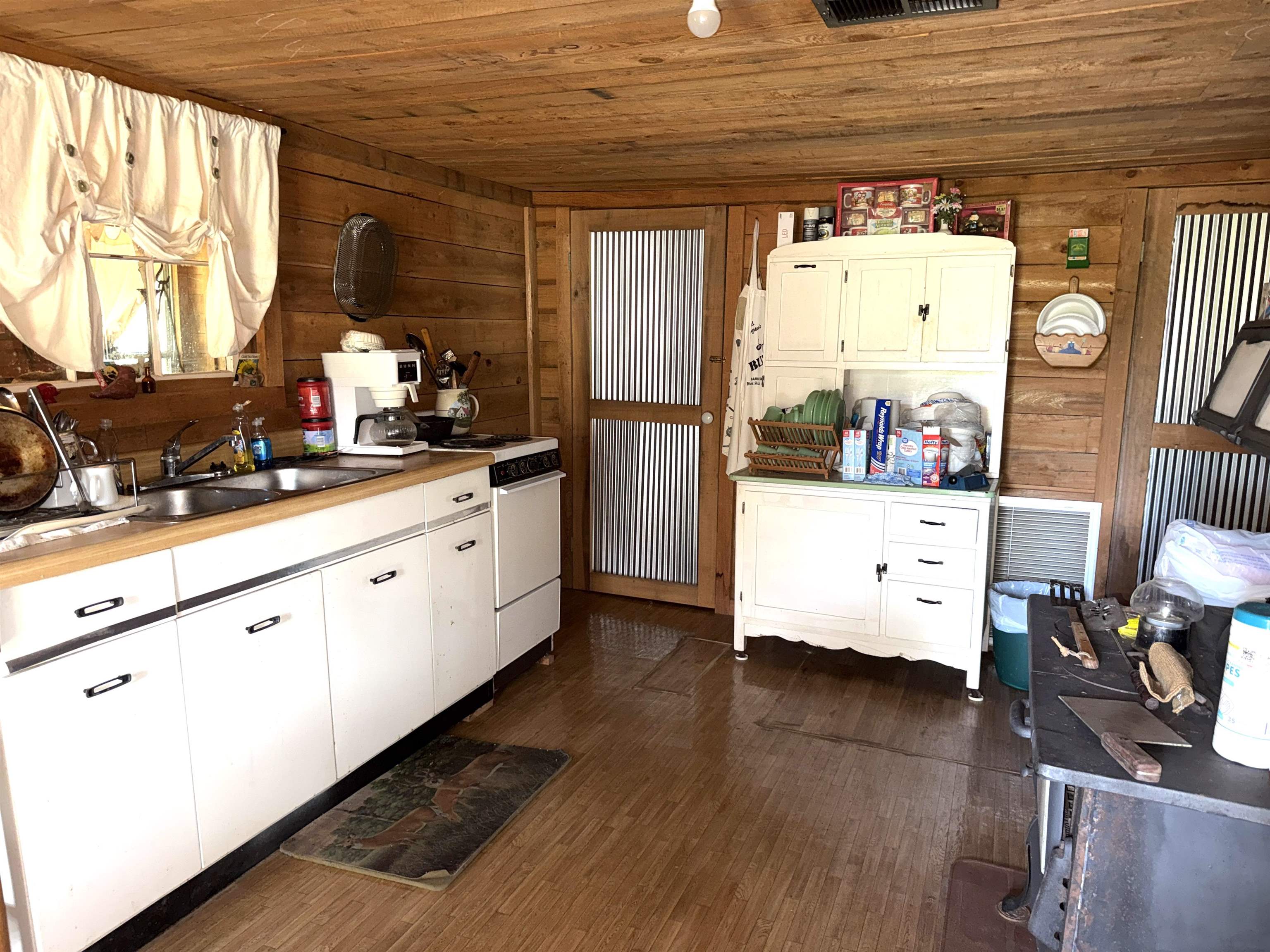 312 Jackson County Road 2 Property Photo 34
