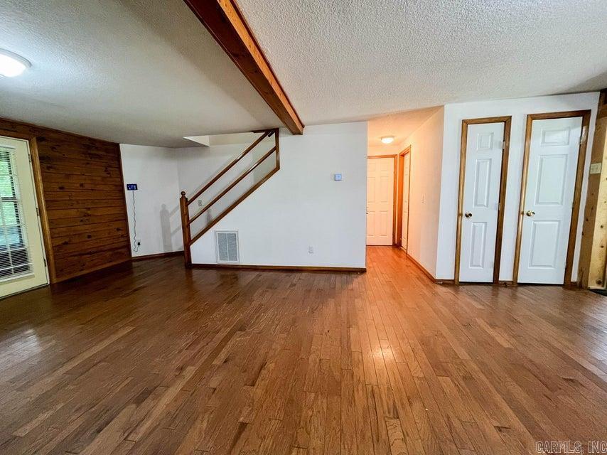 1023 Timber Ridge Road Property Photo 7