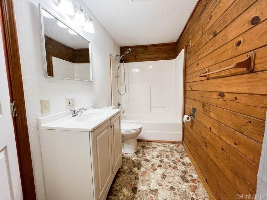 1023 Timber Ridge Road Property Photo 19