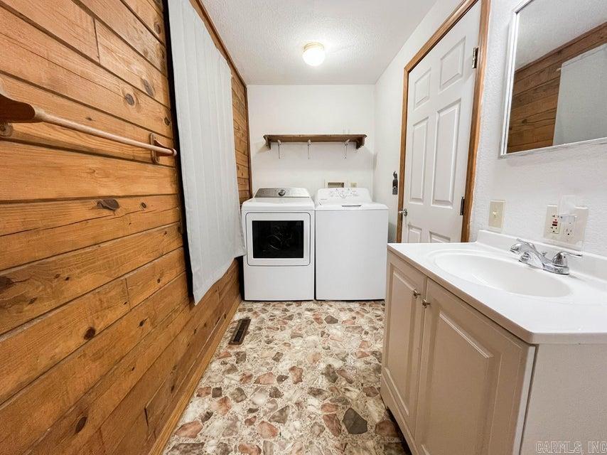1023 Timber Ridge Road Property Photo 20