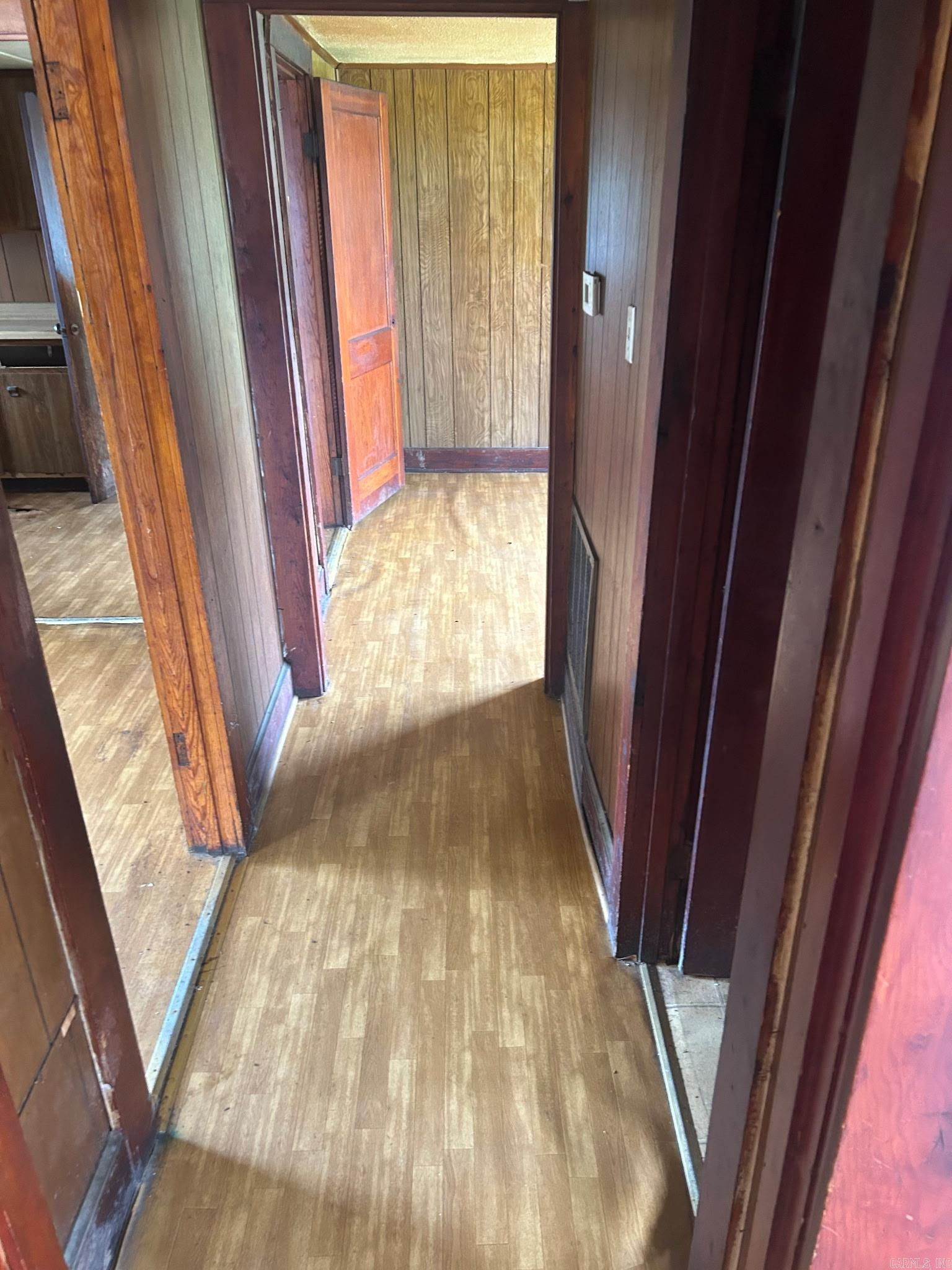 120 Vardon St Property Photo 4