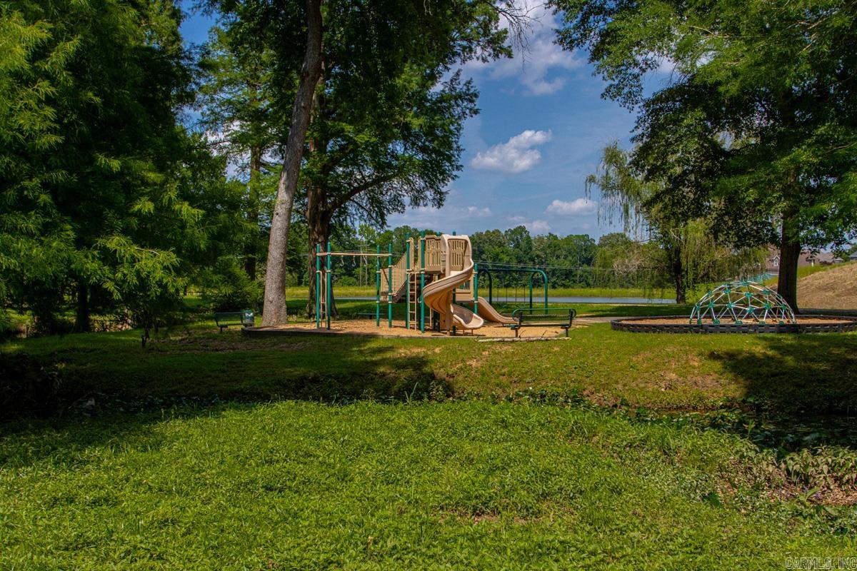 12 Lanes End Property Photo 49