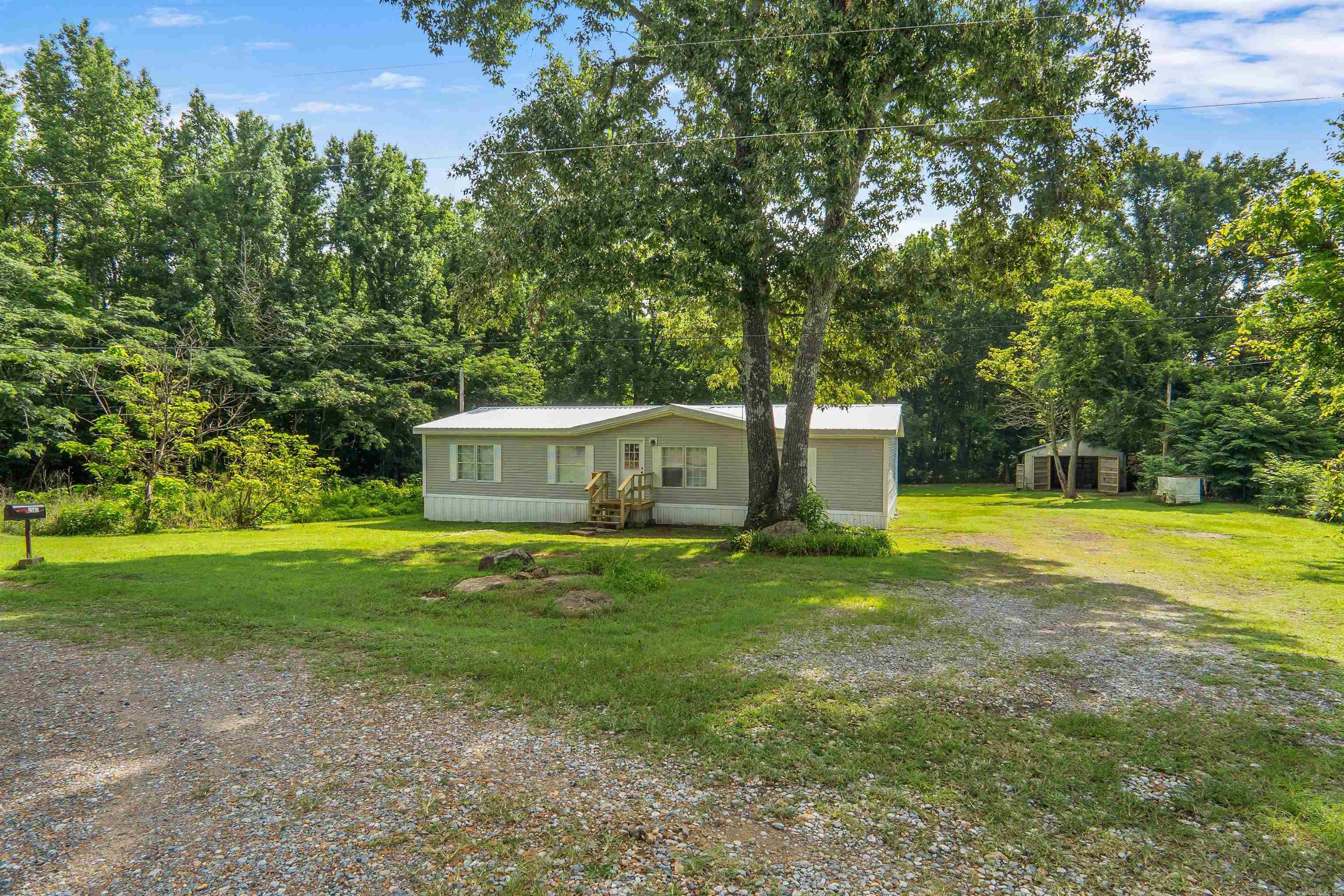 2507 Jackson 301 Property Photo 3