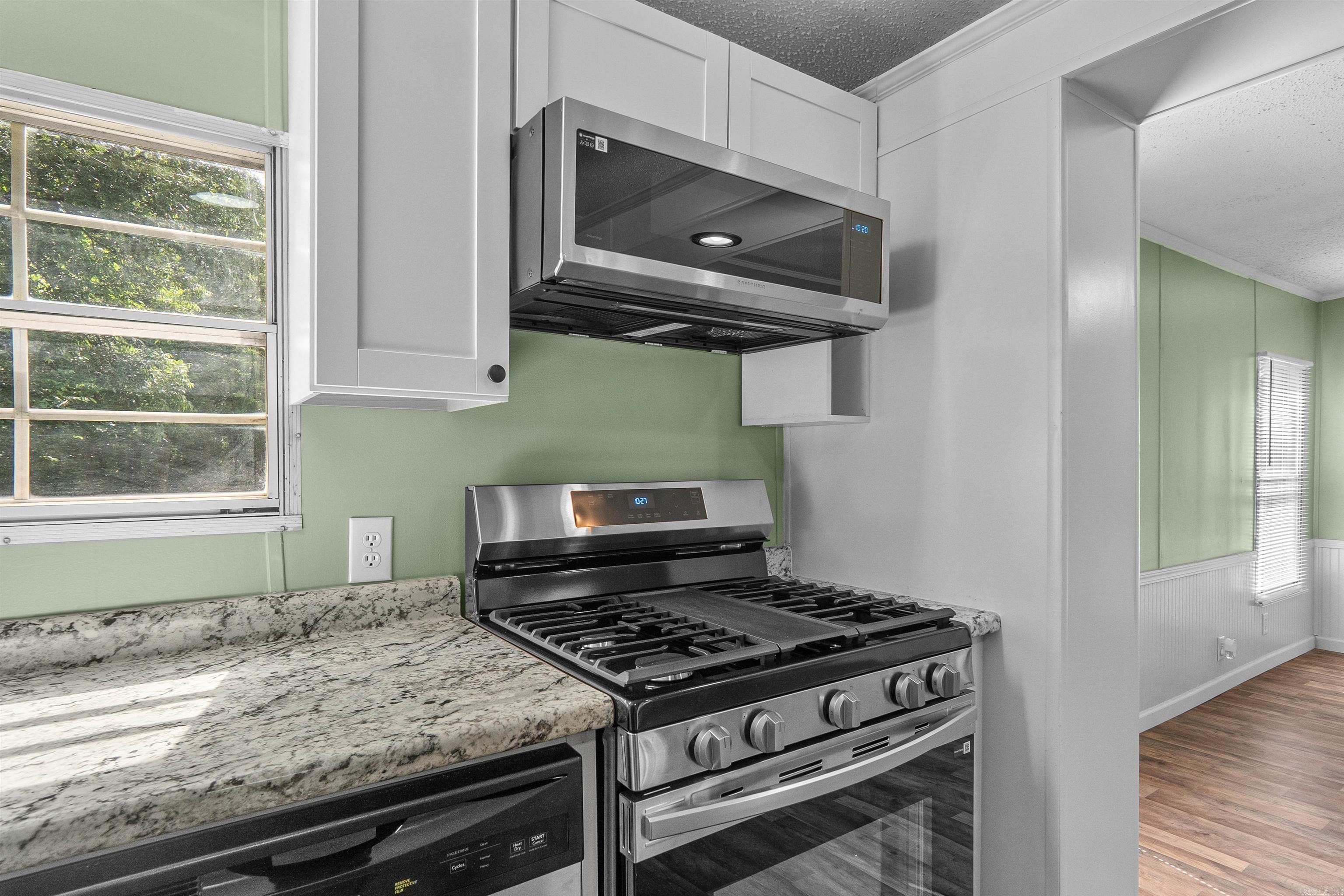 2507 Jackson 301 Property Photo 25