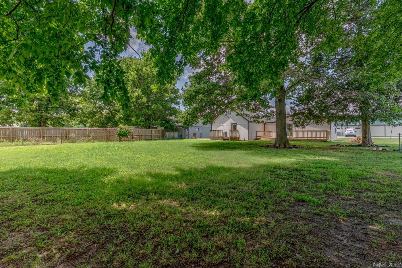 105 School Street Property Photo 27