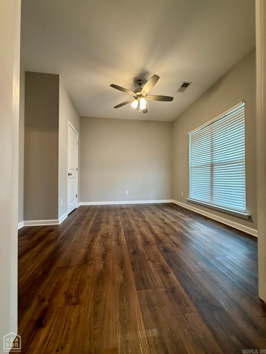 214 Delta Pointe Drive Property Photo 8