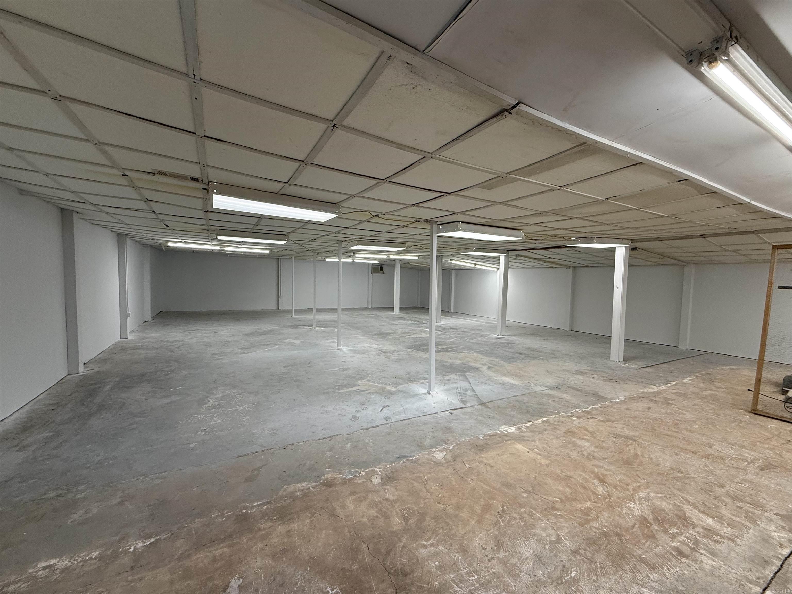 212 Highway 365 N Highway Property Photo 8