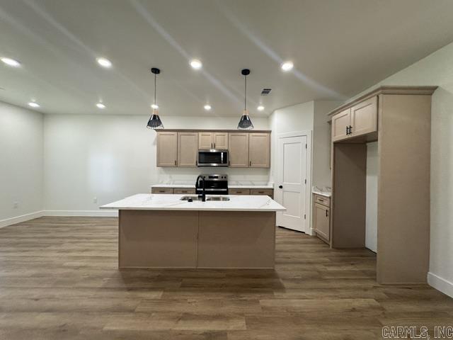 3105 Lynn Drive Property Photo 3