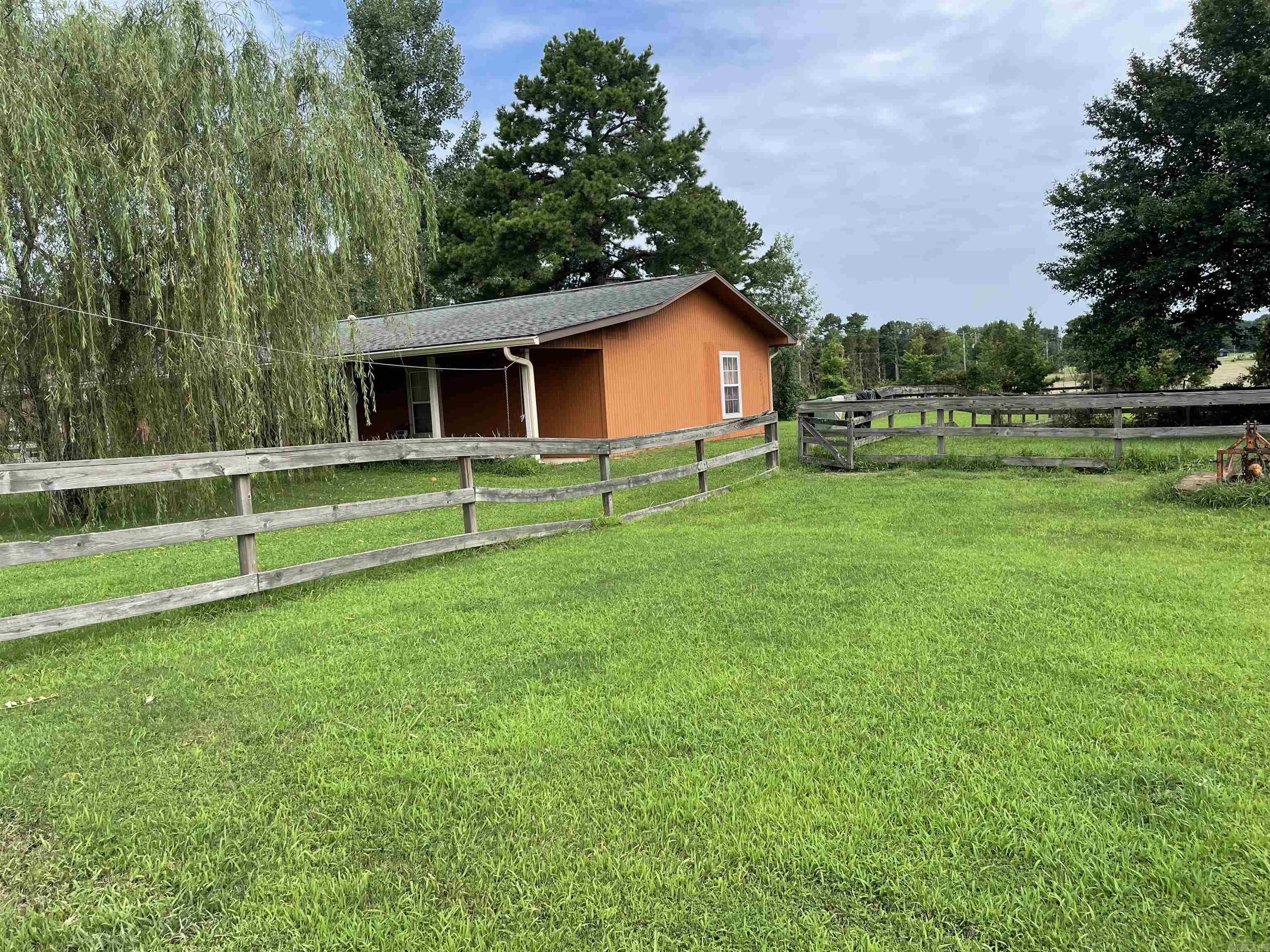 179 Lake Ice Road Property Photo 9
