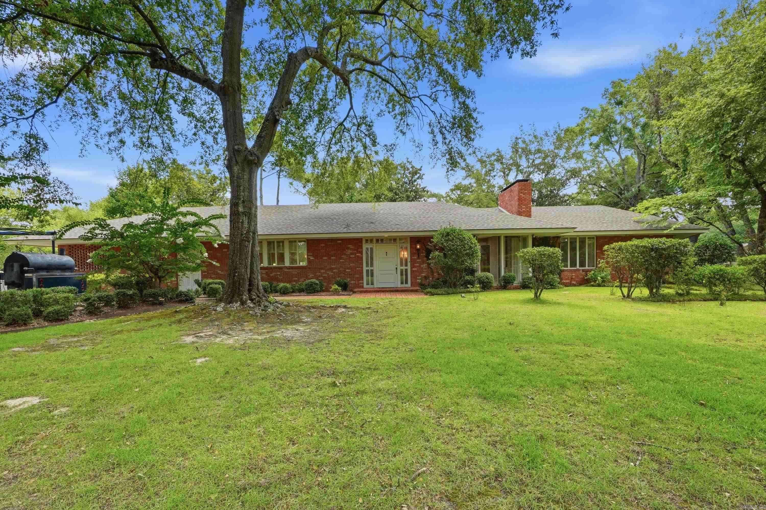 31 Longmeadow Property Photo 11
